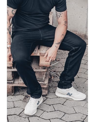 Felix Men’s Regular Fit Jeans