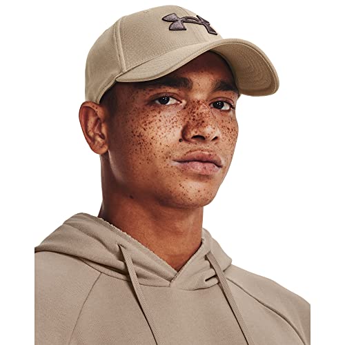 Under Armour Mens Blitzing Adjustable Moisture Wicking Baseball Cap