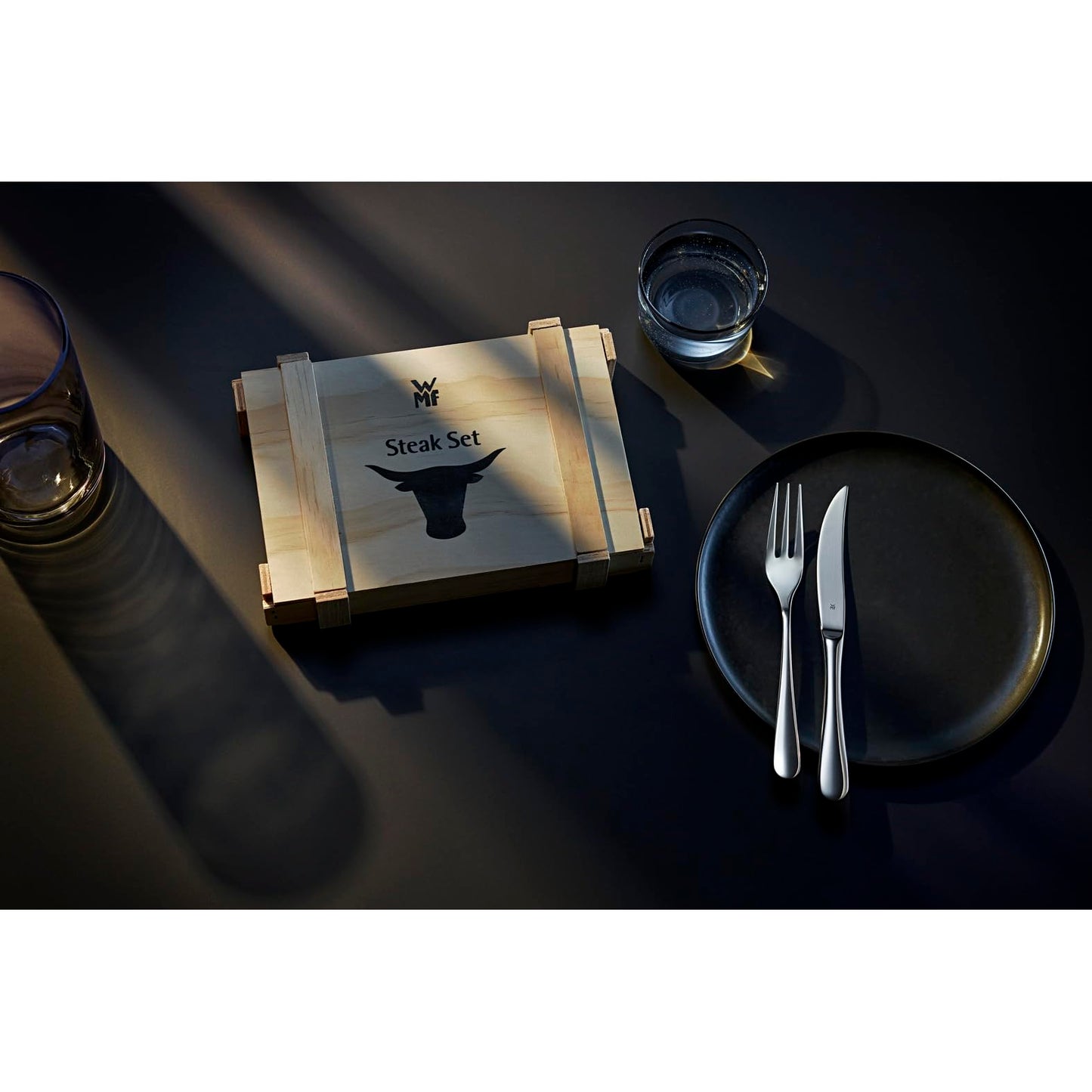 WMF Steakbesteck 12-teilig, Steakbesteck Set für 6 Personen, Steakmesser Set, Steakgabel, Cromargan Edelstahl poliert, Grillbesteck in Holzkiste