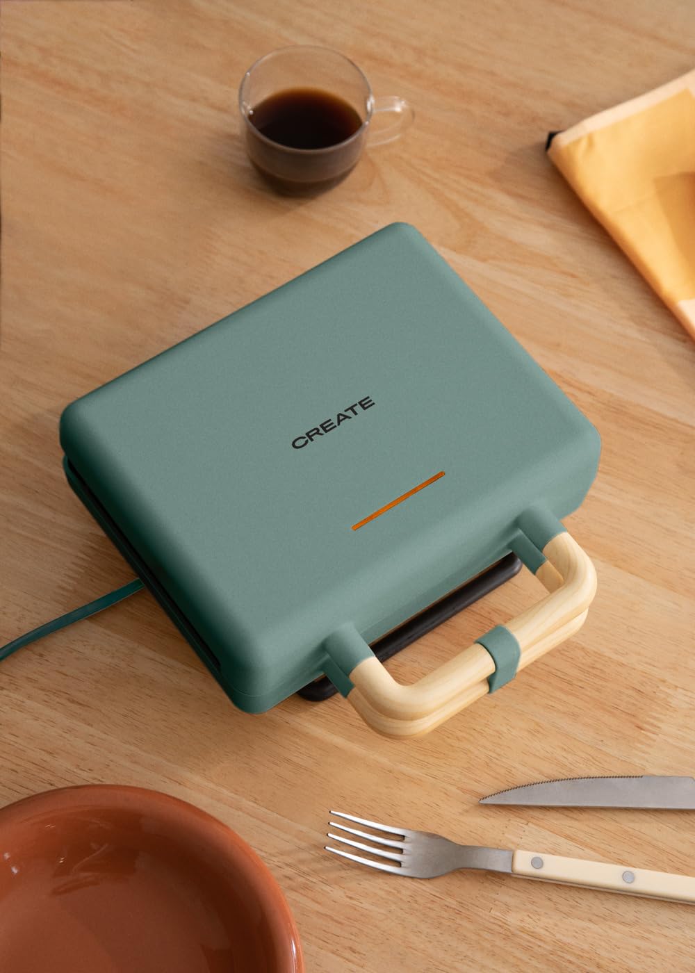 CREATE/STONE STUDIO/Sandwichmaker und Waffeleisen in Rosa-Barbie / 2 austauschbare Antihaftplatten, 1 Scheibe, 100º Offnung, BPA-frei, 105º Öffnung, Cool-Touch-Griff, 600W