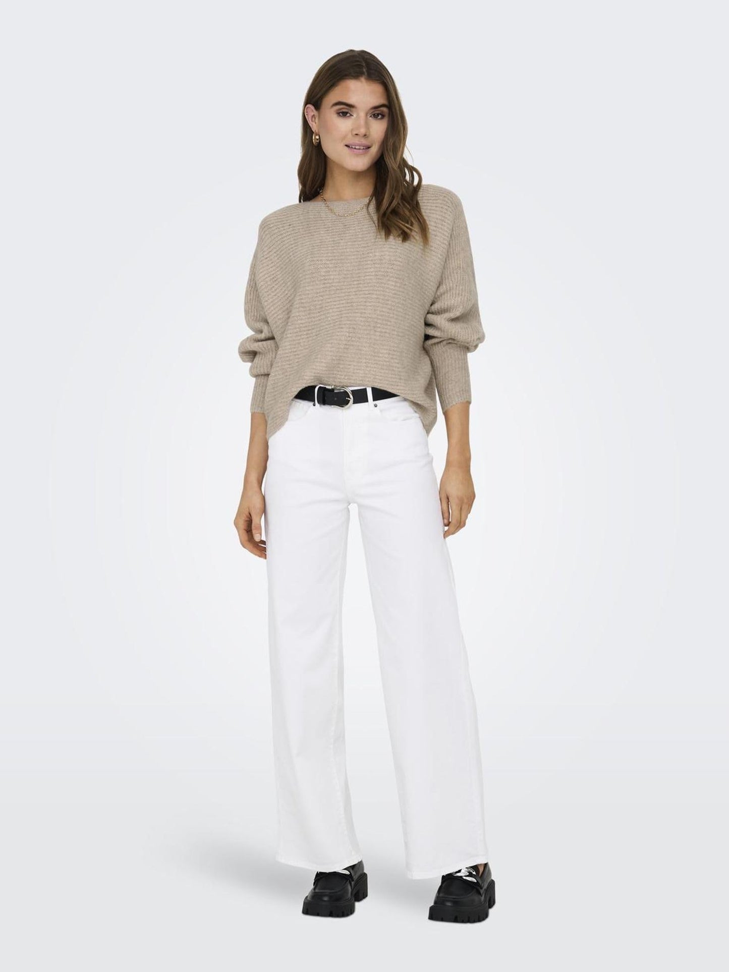 ONLY Women’s Onldaniella Knit Sweater – Soft, Stylish & Timeless Pullover