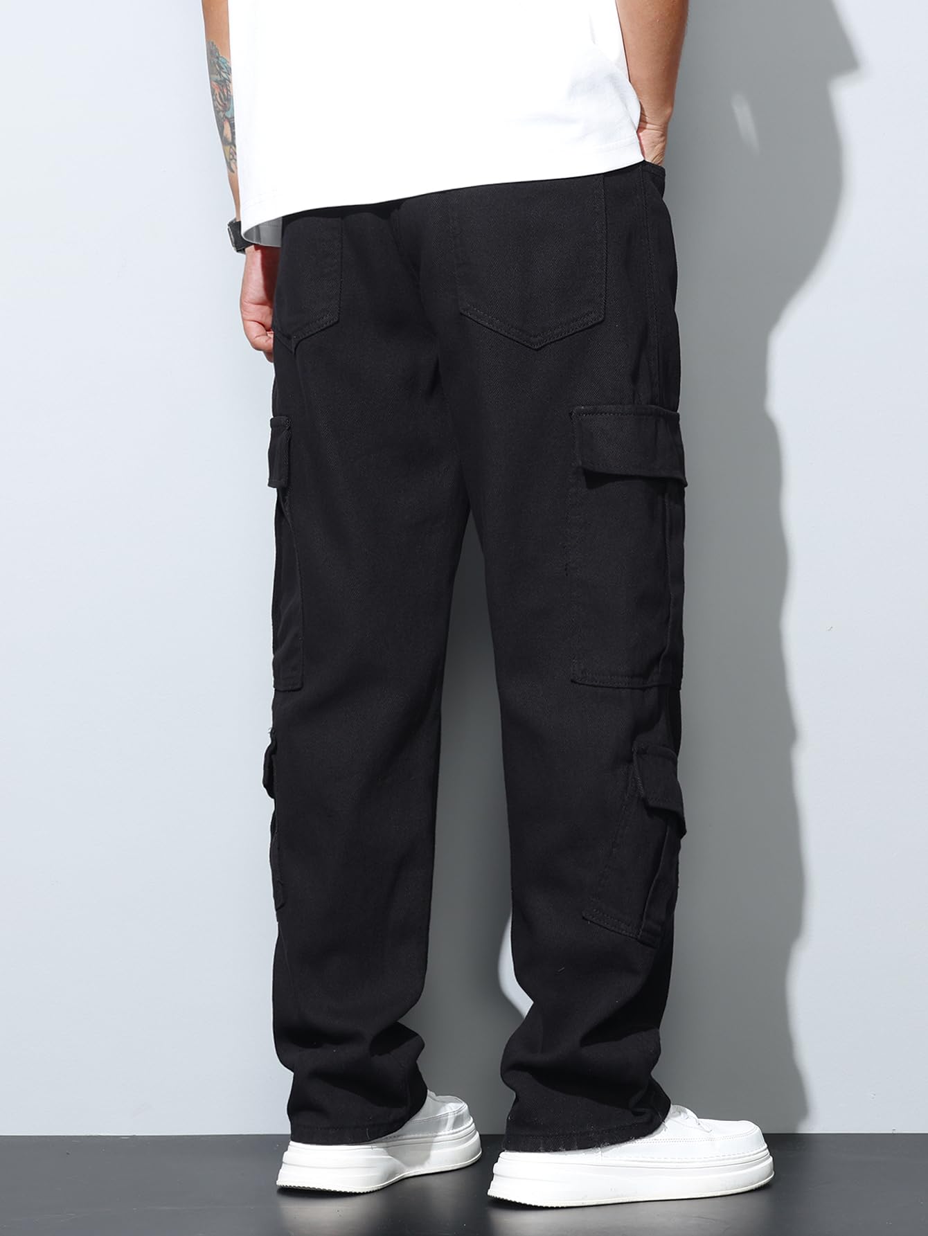 Men’s Casual Streetwear Baggy Cargo Jeans with Pockets