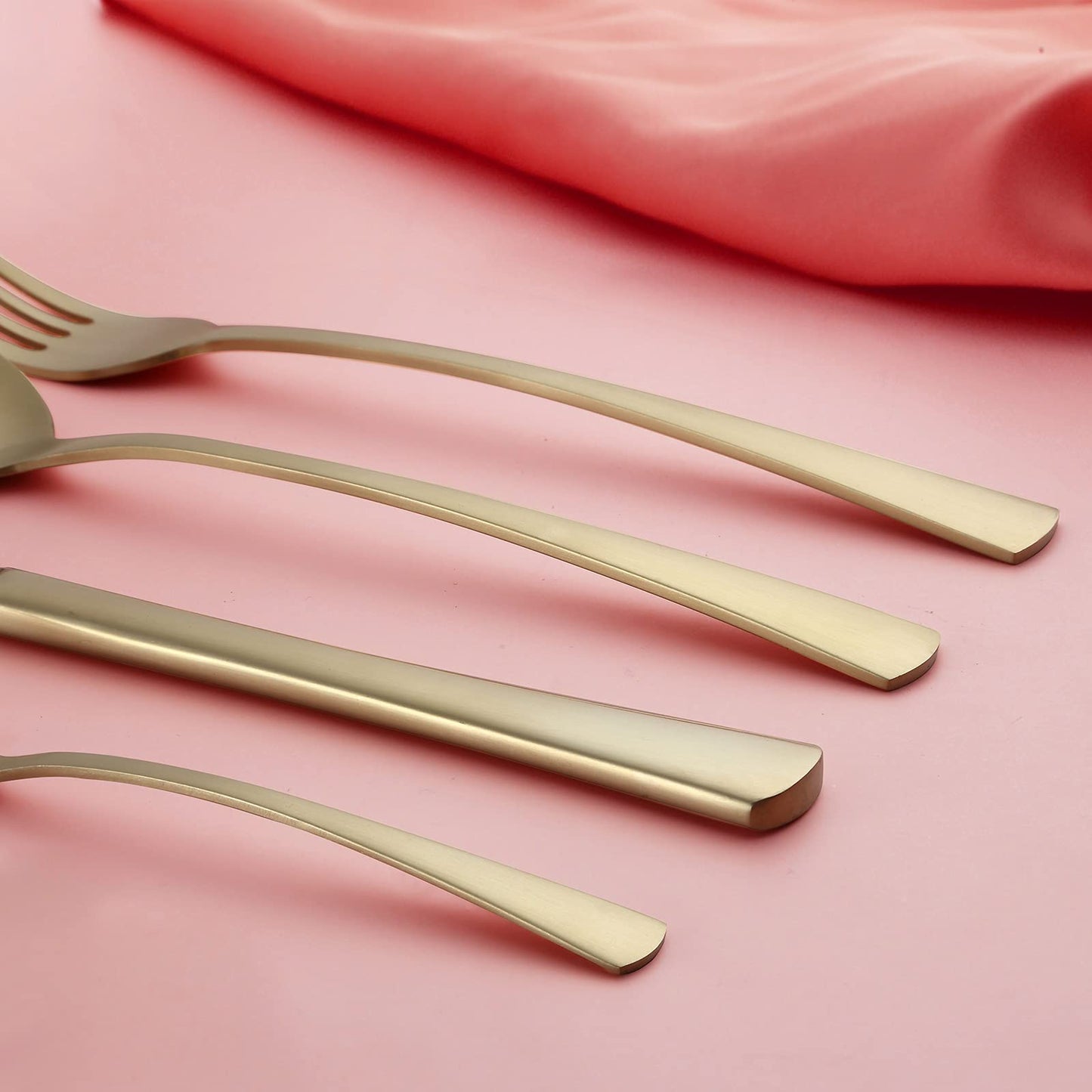 Bestdin Besteck Set 6 Personen, 30 teilig Edelstahl Besteckset, Essbesteck Set mit Messer Gabel Löffel, Hochwertiges Edelstahlbesteck, Spülmaschinenfest.