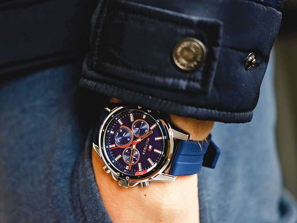 Tommy Hilfiger Multi Zifferblatt Quarz Uhr für Herren mit Edelstahl- oder Silikonarmband