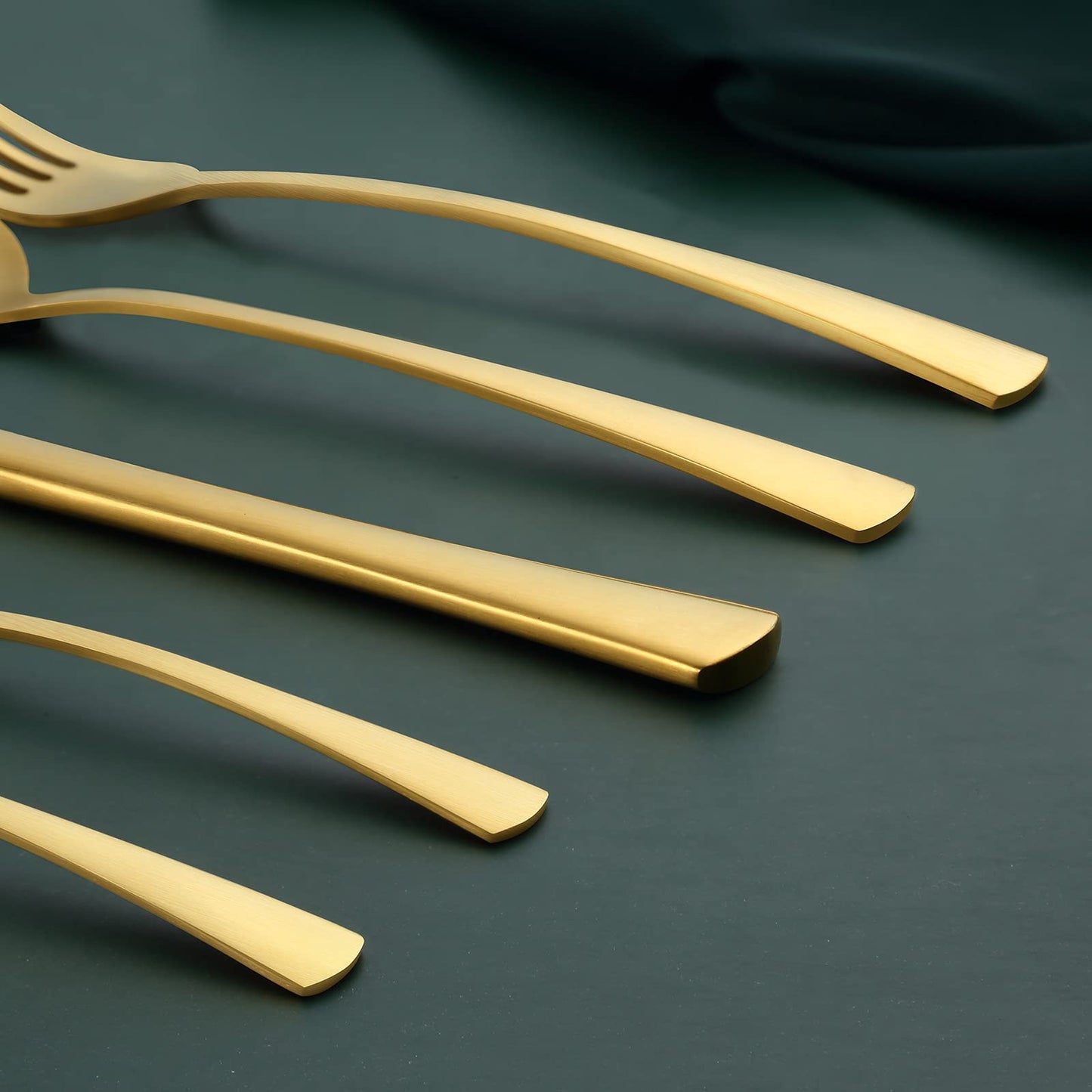 Bestdin Besteck Set 6 Personen, 30 teilig Edelstahl Besteckset, Essbesteck Set mit Messer Gabel Löffel, Hochwertiges Edelstahlbesteck, Spülmaschinenfest.