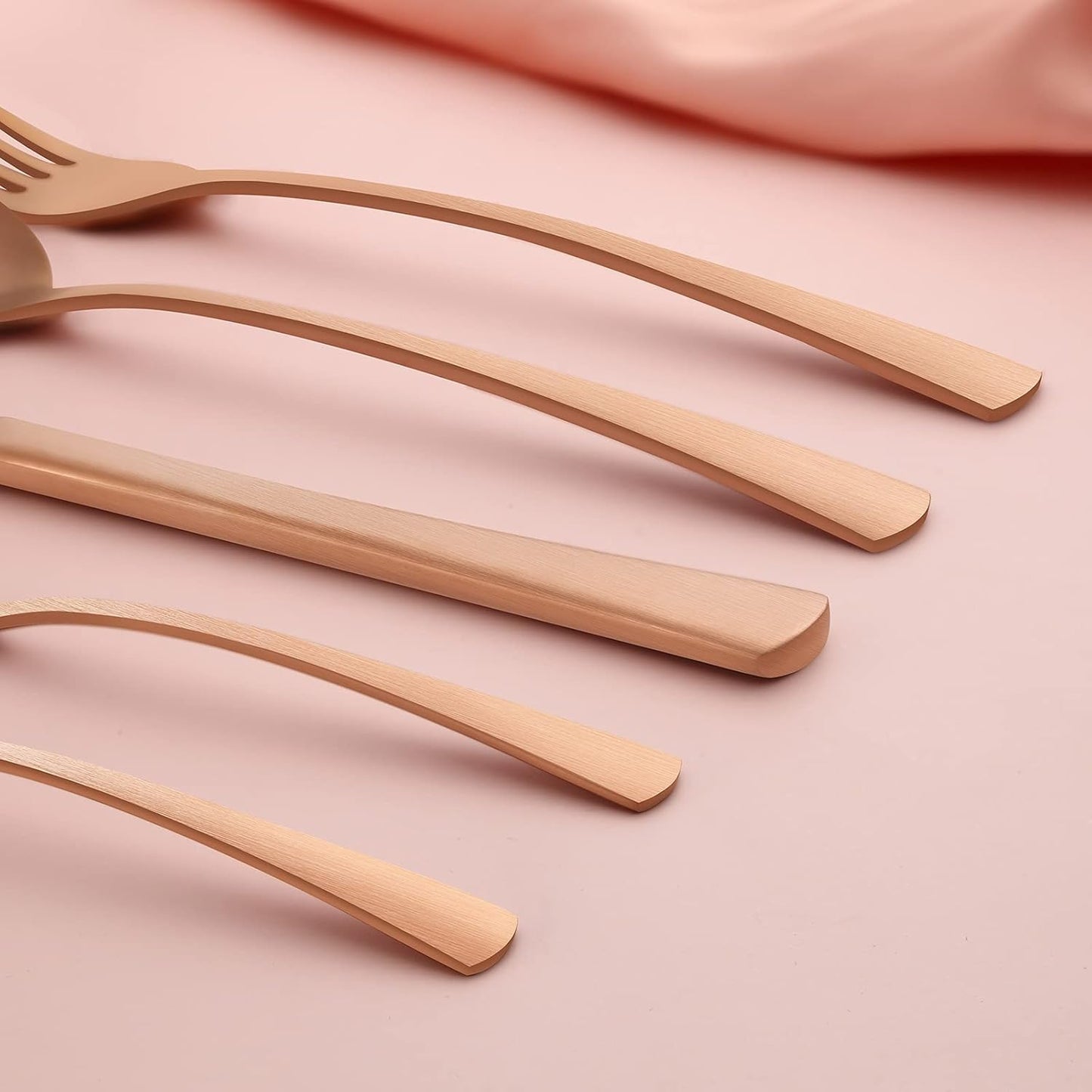 Bestdin Besteck Set 6 Personen, 30 teilig Edelstahl Besteckset, Essbesteck Set mit Messer Gabel Löffel, Hochwertiges Edelstahlbesteck, Spülmaschinenfest.