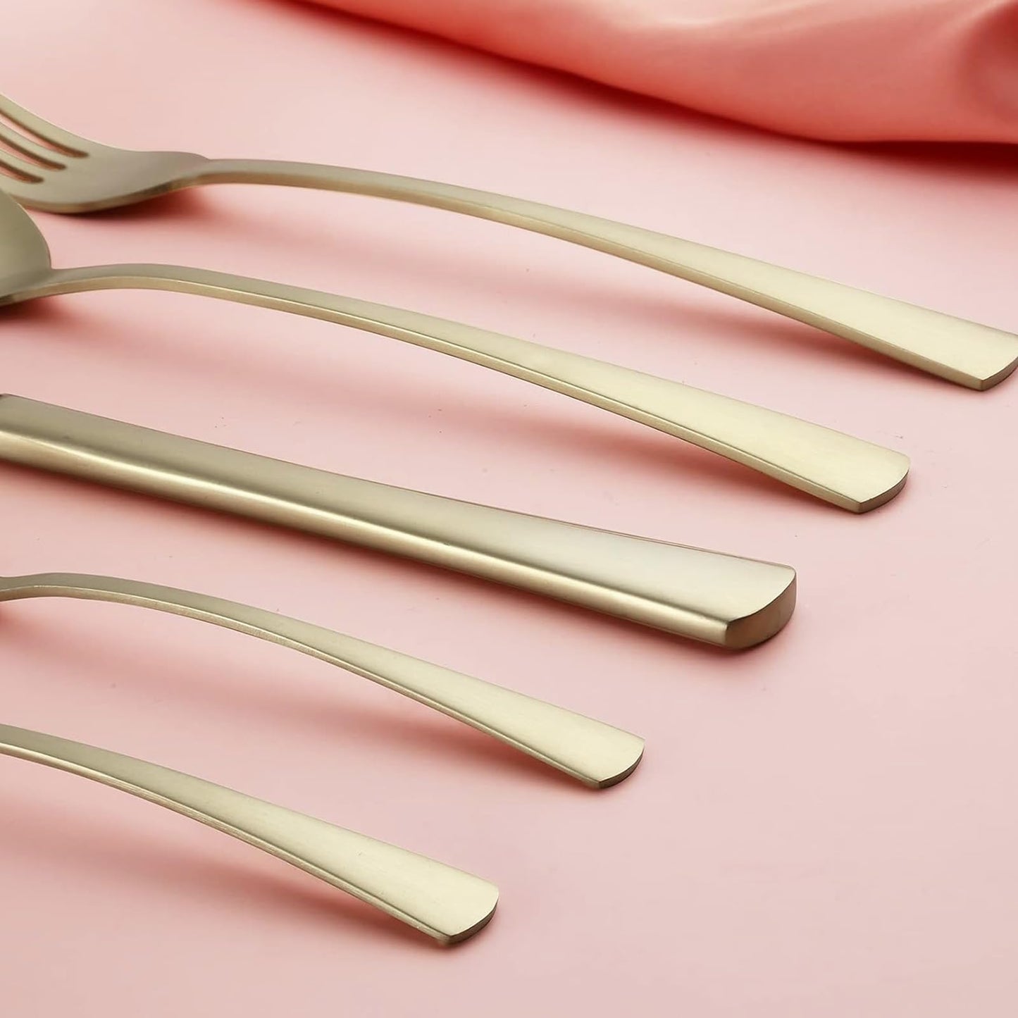 Bestdin Besteck Set 6 Personen, 30 teilig Edelstahl Besteckset, Essbesteck Set mit Messer Gabel Löffel, Hochwertiges Edelstahlbesteck, Spülmaschinenfest.