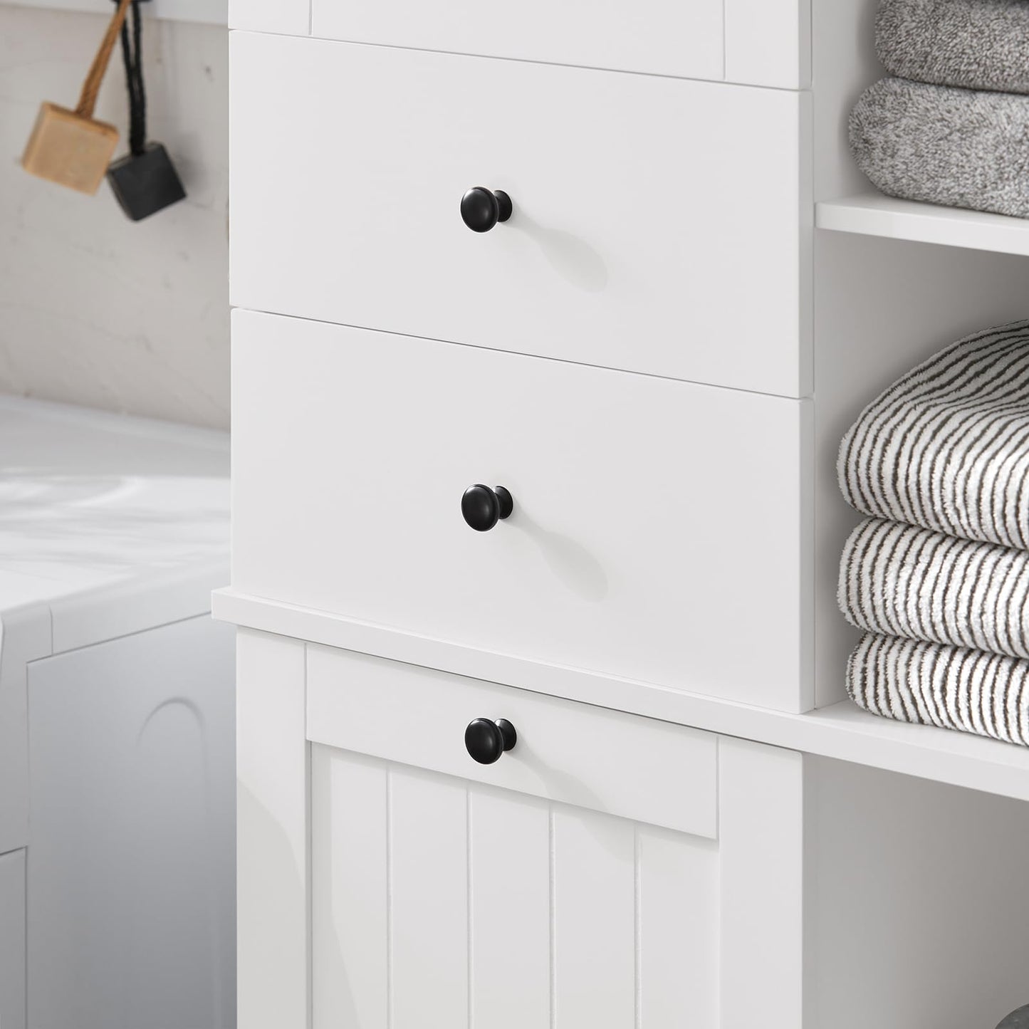 SoBuy Badezimmerschrank mit Wäschekorb Schmaler Badschrank Hoch Badregal Stehend mit 6 Ablagen und 2 Schubladen Wäscheschrank Schmal für Badezimmer Nische Weiß 60x37x171 cm BZR104-W