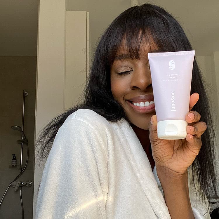 juno & me – Body Shaving Cream: Rasiercreme für gründliche & glatte Rasur - hilft bei eingewachsenen Haaren & Rasurbrand - Avocadoöl, Hyaluronsäure & Aloe Vera - vegan & frei von Parabenen - 150ml