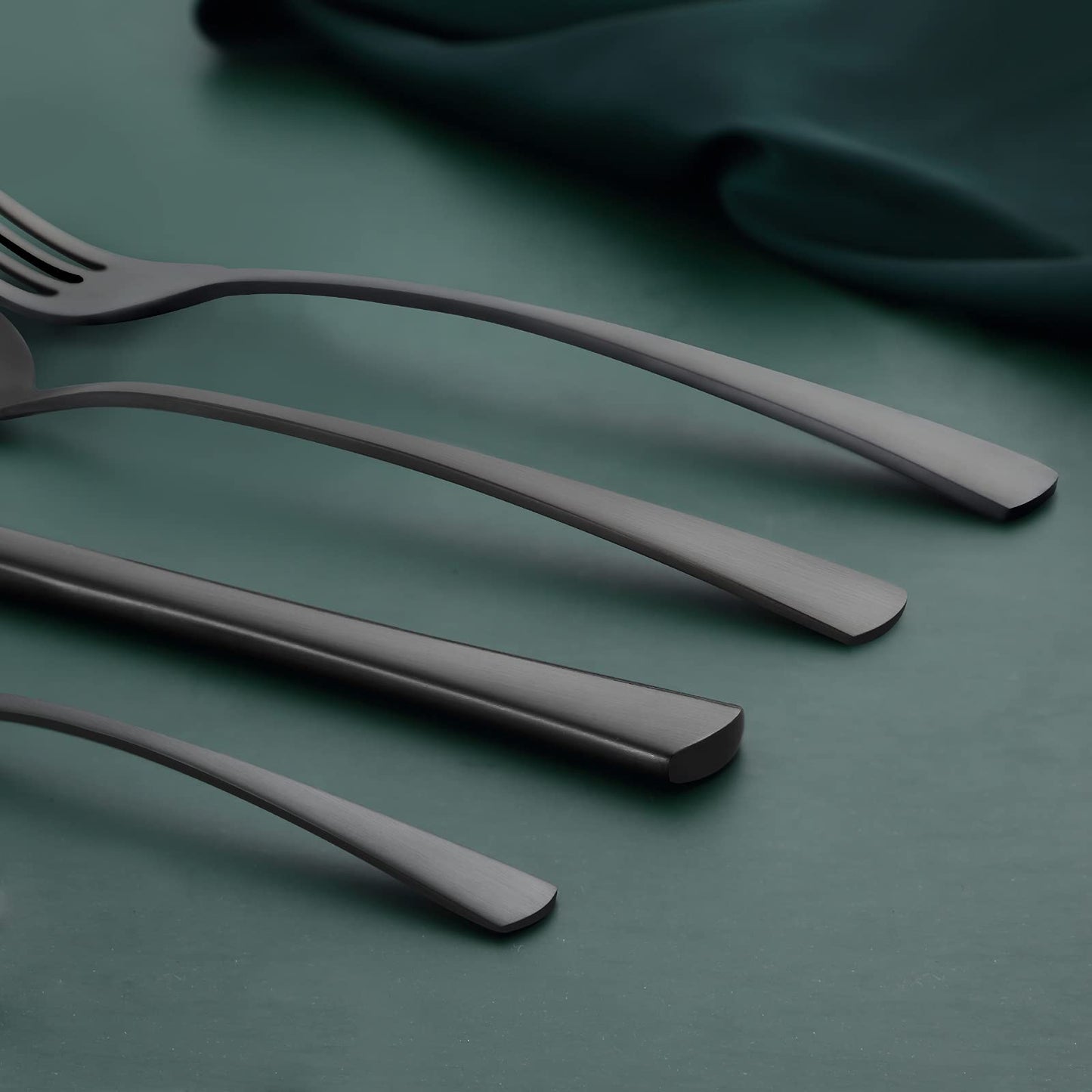 Bestdin Besteck Set 6 Personen, 30 teilig Edelstahl Besteckset, Essbesteck Set mit Messer Gabel Löffel, Hochwertiges Edelstahlbesteck, Spülmaschinenfest.