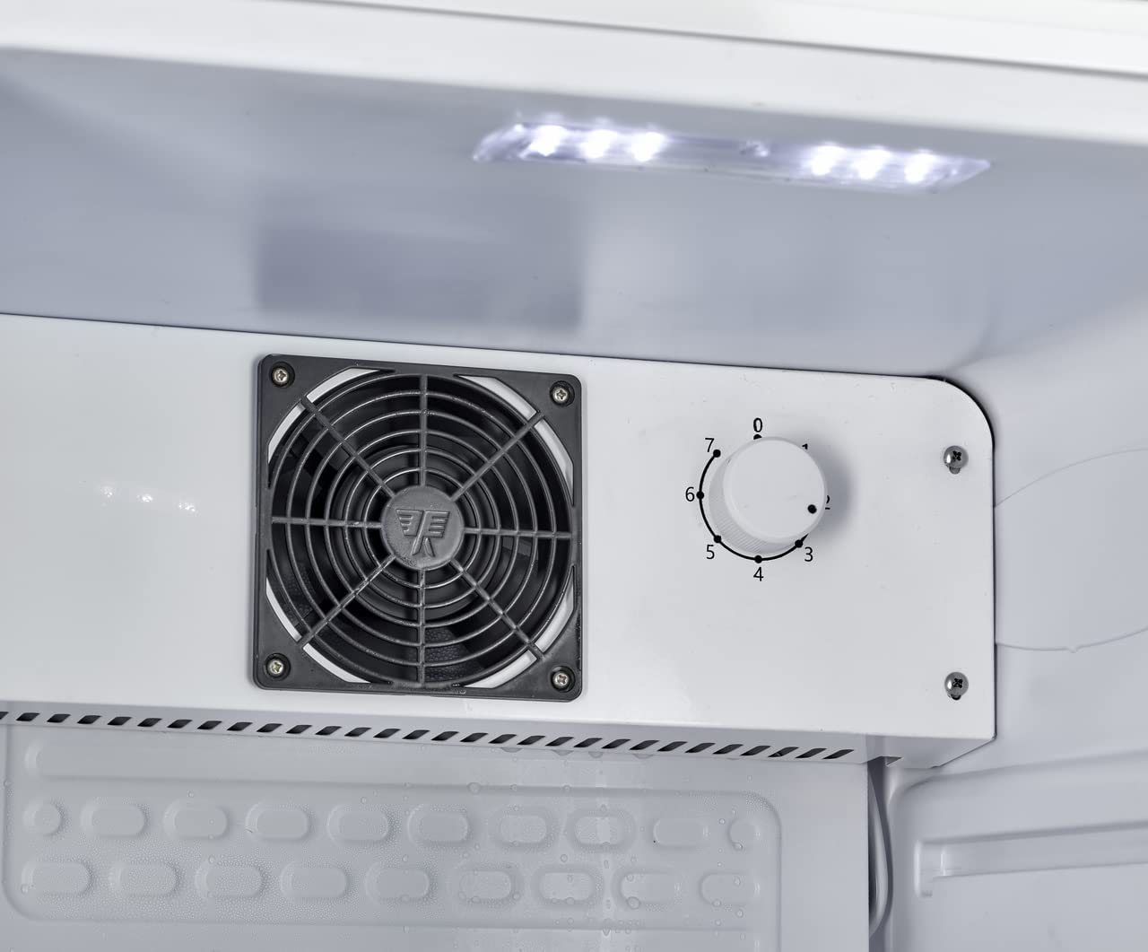METRO Professional drinks fridge GSC4280, metal/glass, 280 L, ventilated cooling, 210 W, with lock, white (White)
