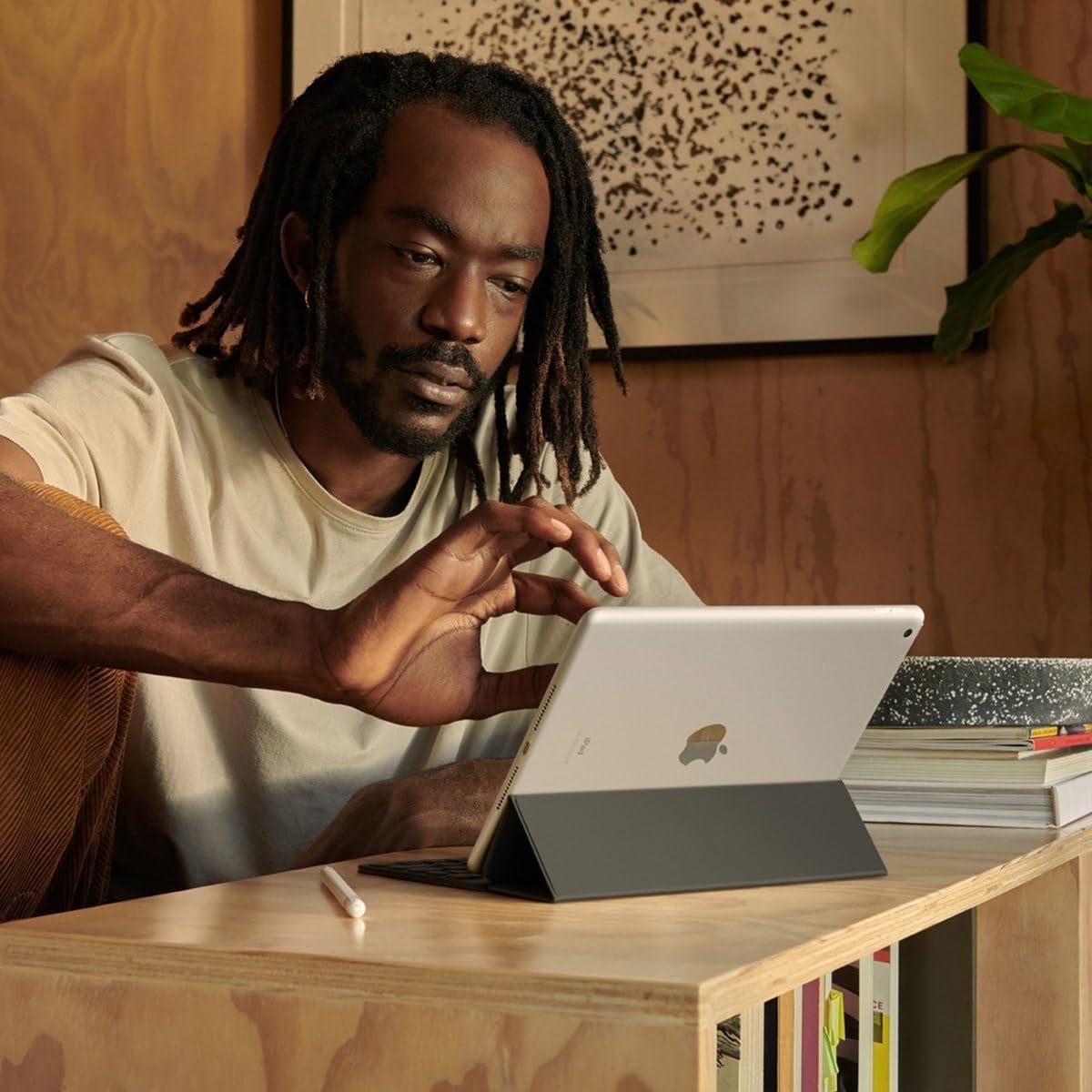 Apple iPad 9th Gen (10.2", Wi-Fi)