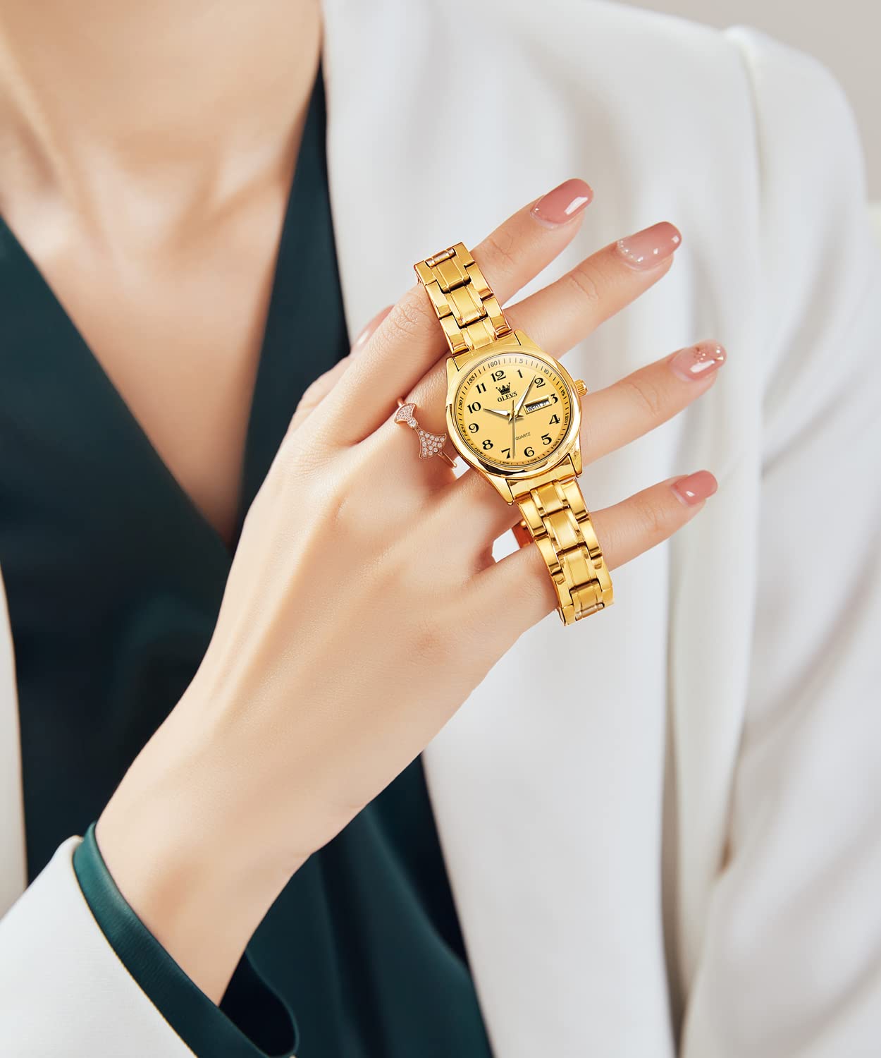 OLEVS Damenuhren Gold Silber Leicht zu Lesen Armbanduhren für Damen mit Kleines Gesicht Tag Datum Edelstahlband wasserdichte