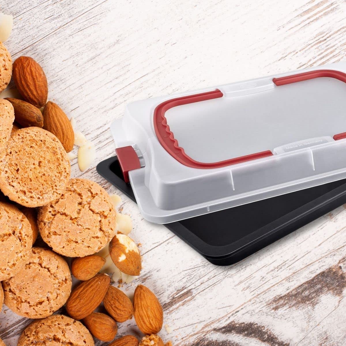 Dr. Oetker Backblech mit Transporthaube Bake & Go – 3in1: Ofenblech zum Backen, Aufbewahren und Transportieren – Antihaft, 42x29x4 cm