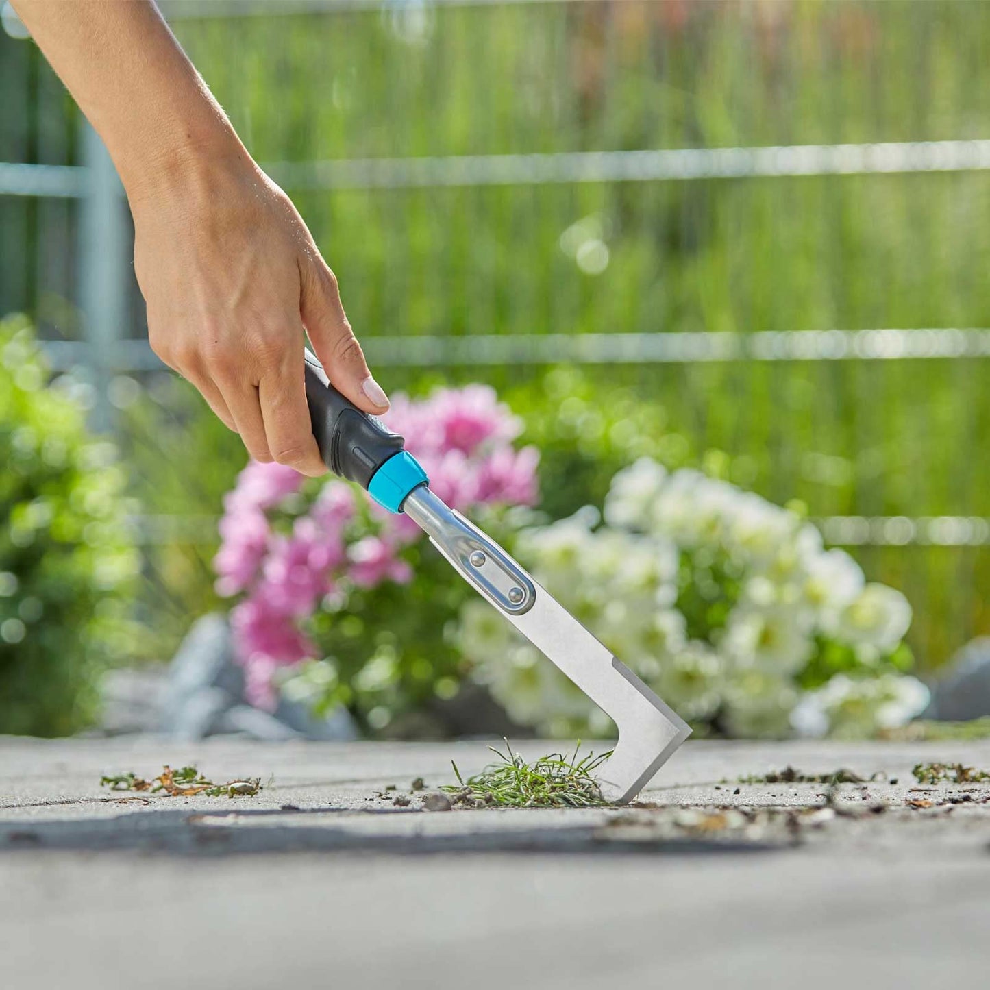 Gardena combisystem-Blumenkelle: Gartenschaufel für An- und Umpflanzarbeiten, Arbeitsbreite 8,5 cm, Flexibler Einsatz, aus Qualitätsstahl, duroplastbeschichtet, Korrosionsschutz (8929-20)