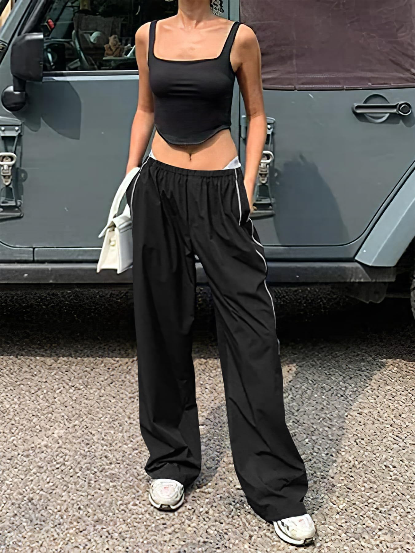 Y2K Women’s Parachute Track Pants – Baggy Cargo Pants