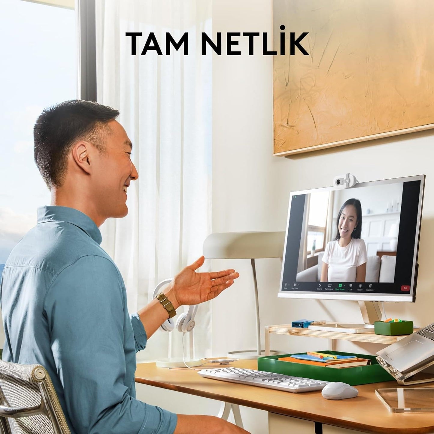 Logitech Brio 100 Full HD-Webcam für Meetings und Streaming, Auto-Lichtausgleich, integriertes Mikrofon, Abdeckblende, USB-A, für Microsoft Teams, Google Meet, Zoom und mehr - Graphit