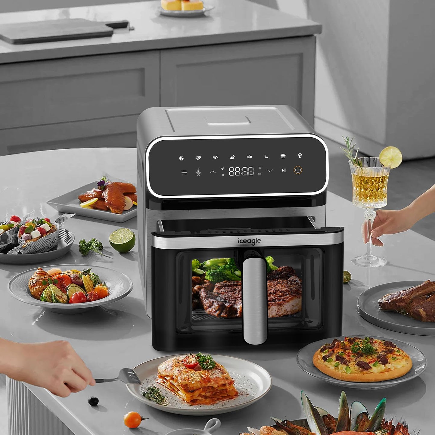 iceagle Heißluftfritteuse 6,5 L Airfryer XL - Fritteuse Ohne Fett mit Metallinnenraum | 1700W Heissluftfriteuse mit 8 Kochprogramme, Digitalem Display, mit deutschem Rezeptbuch