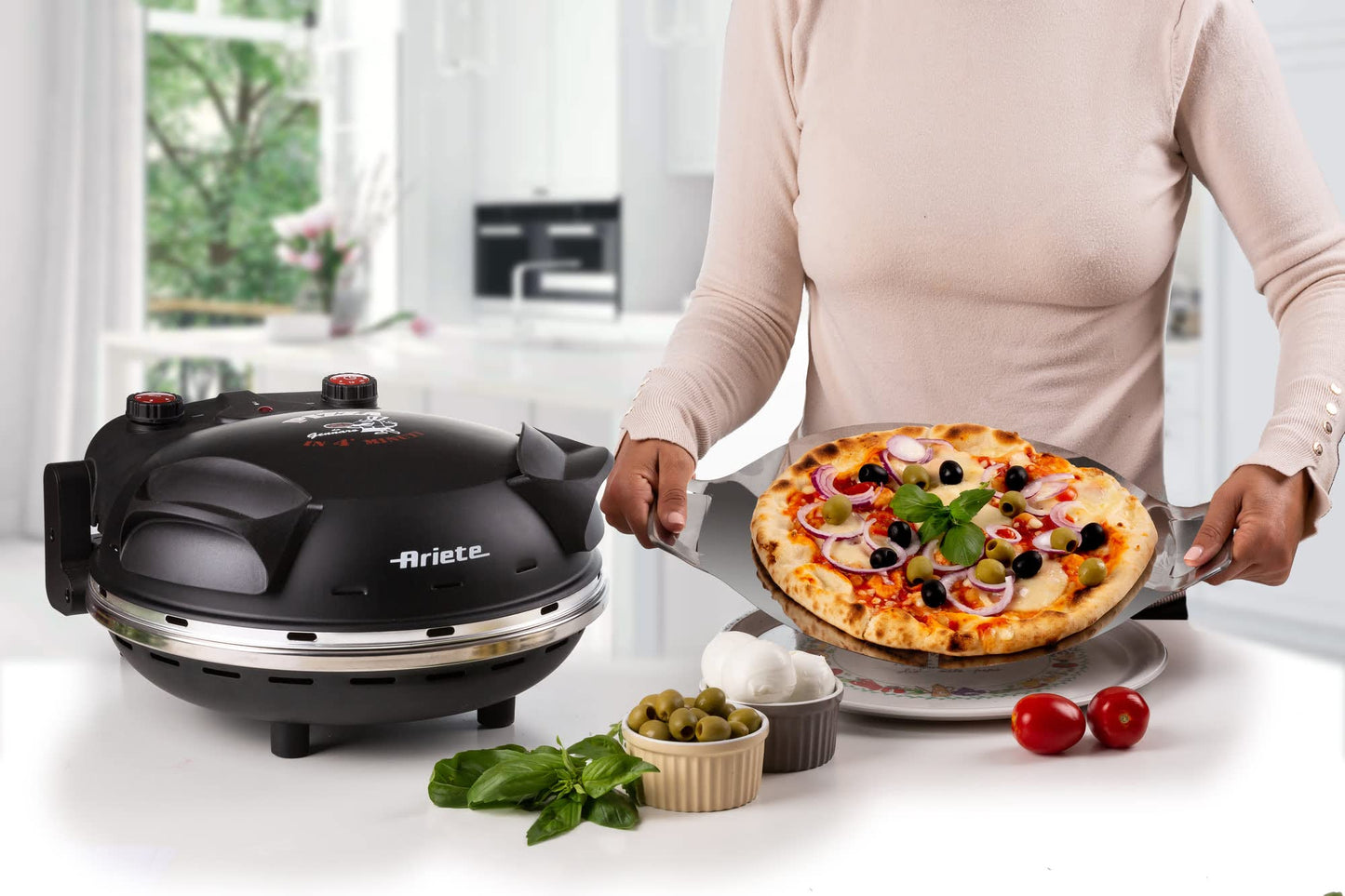 Ariete Pizzaofen 919, 4-Minuten-Pizza, Pizzaofen mit 5 Garstufen, Feuerfeste Platte zum Wiederaufwärmen, Holzbrettchen im Lieferumfang Enthalten, Max. Temperatur 400°C, 1200W, Rot