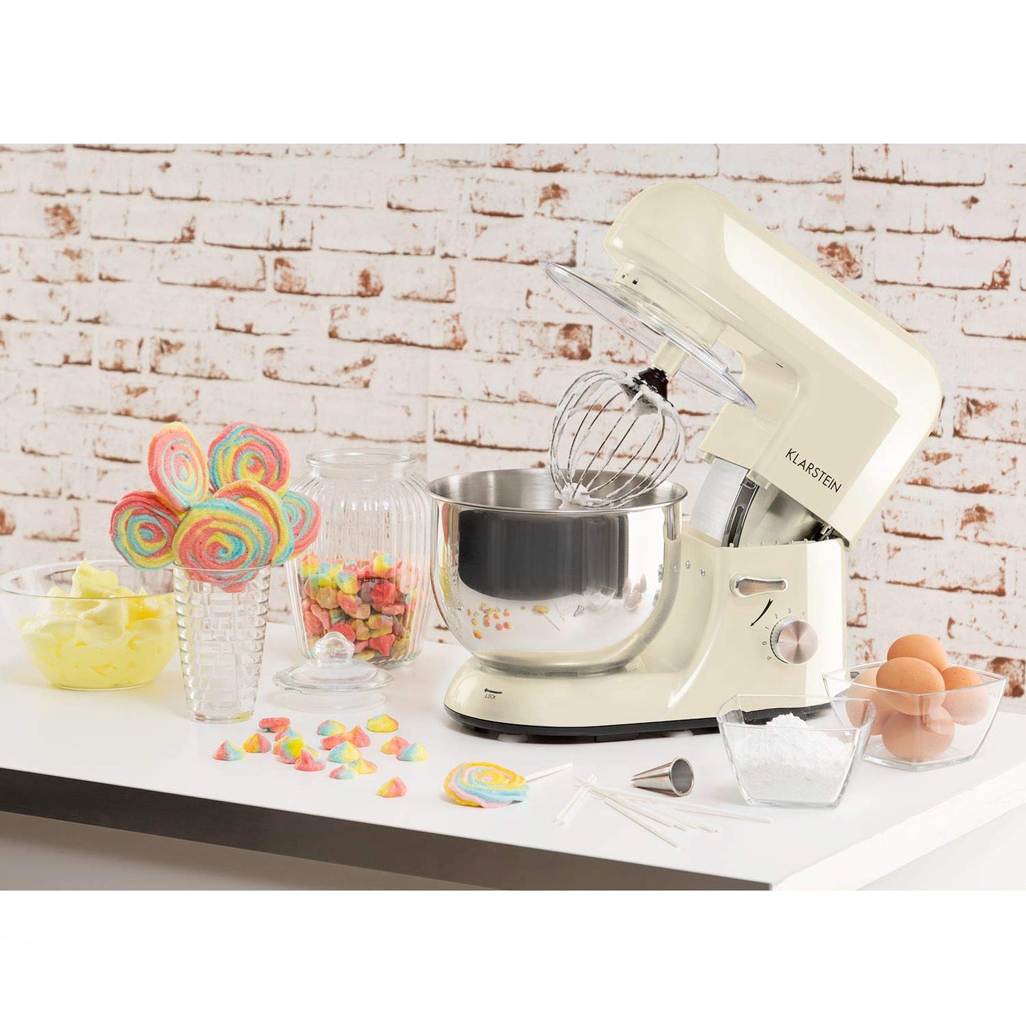 Klarstein Küchenmaschine, Knetmaschine mit 5L Schüssel, 1800W Profi Küchenmaschine mit Knethaken und Schneebesen, Universal Küchenmaschine mit 6 Stufen, Teigmaschine zum Rühren, Kneten und Aufschlagen