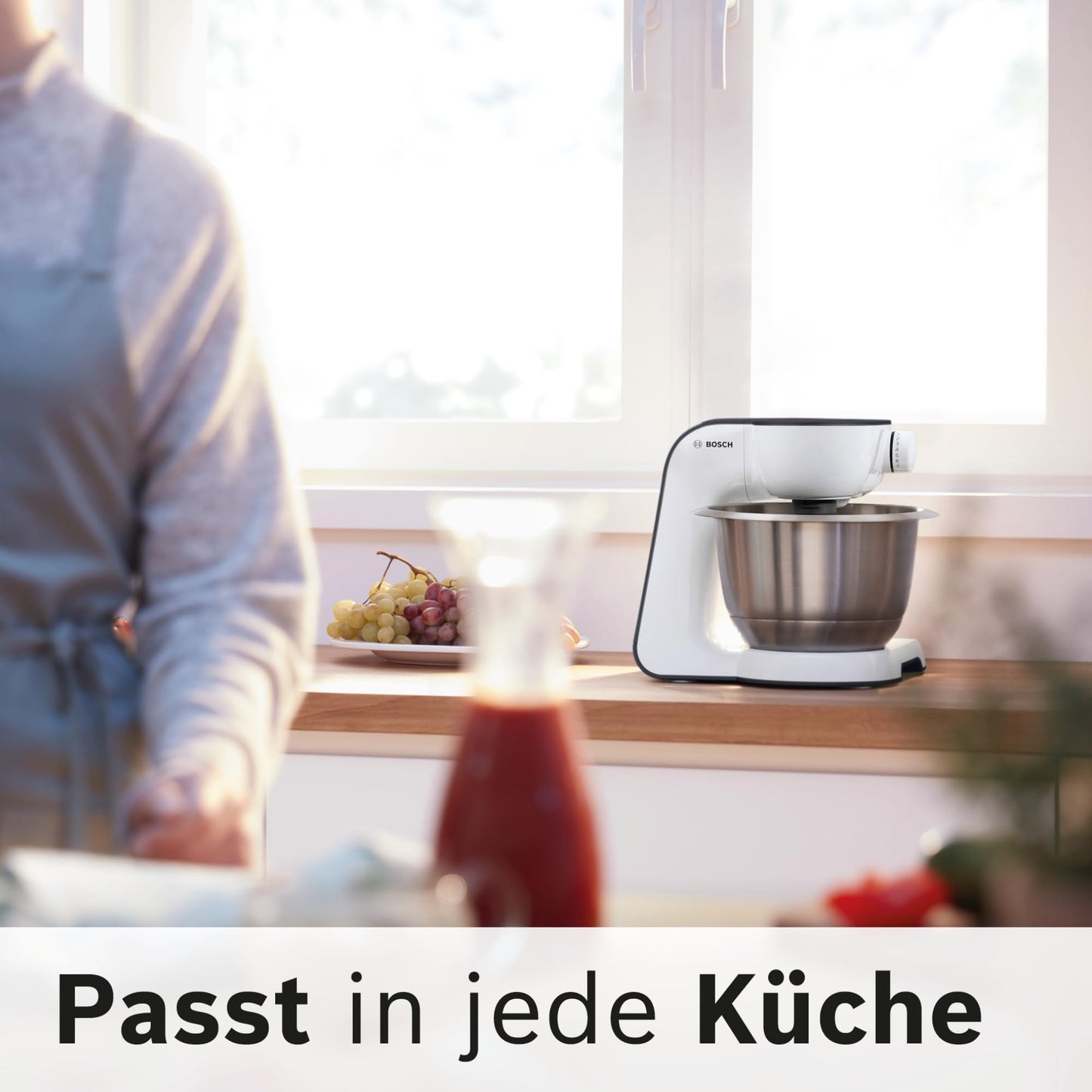 Bosch Küchenmaschine Serie 4 MUM54A00, Edelstahl-Schüssel 3,9 L, Planetenrührwerk, Knethaken, Schlag-, Rührbesen, 900 W, Weiß/Schwarz