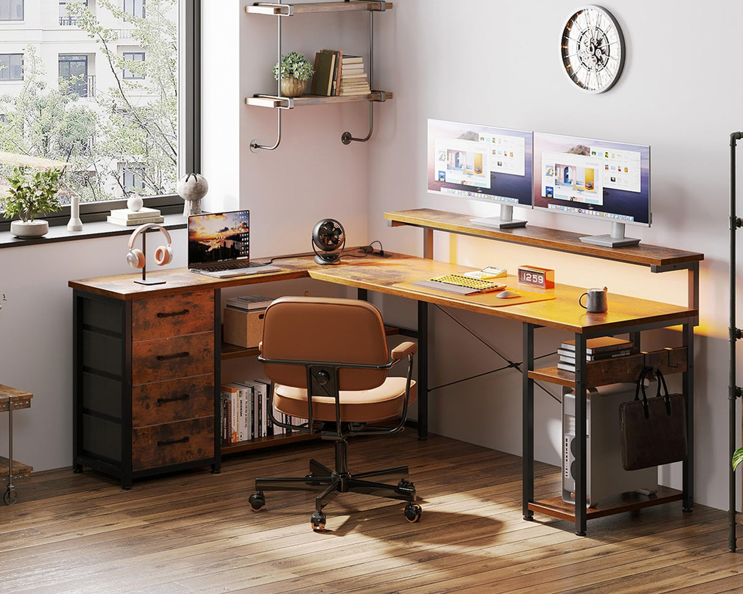 ODK Schreibtisch mit Schubladen, Reversible Eckschreibtisch mit 2 Steckdosen und 2 USB Ladeanschluss, Bürotisch L Form mit LED für Home Office 135×110cm (Schwarz)
