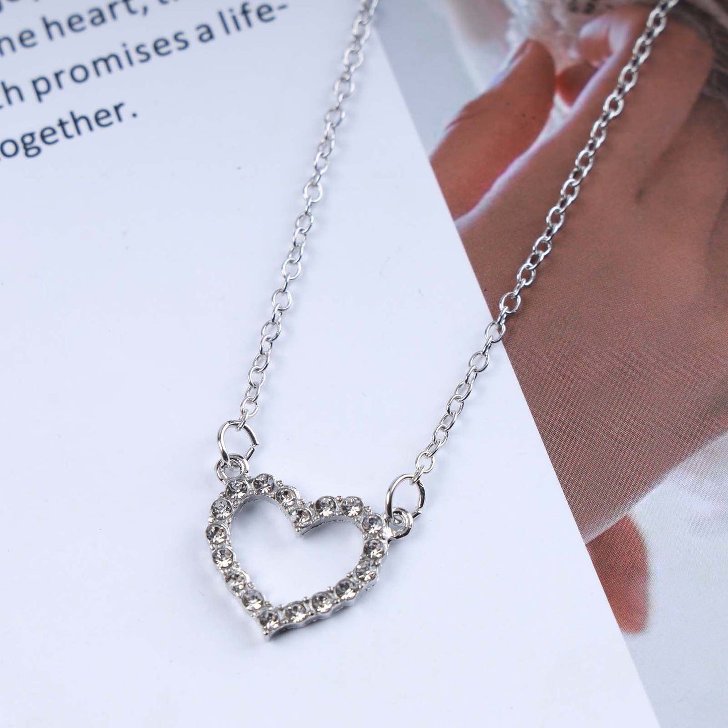 Atentuyi Tiny CZ Heart Pendant Necklace