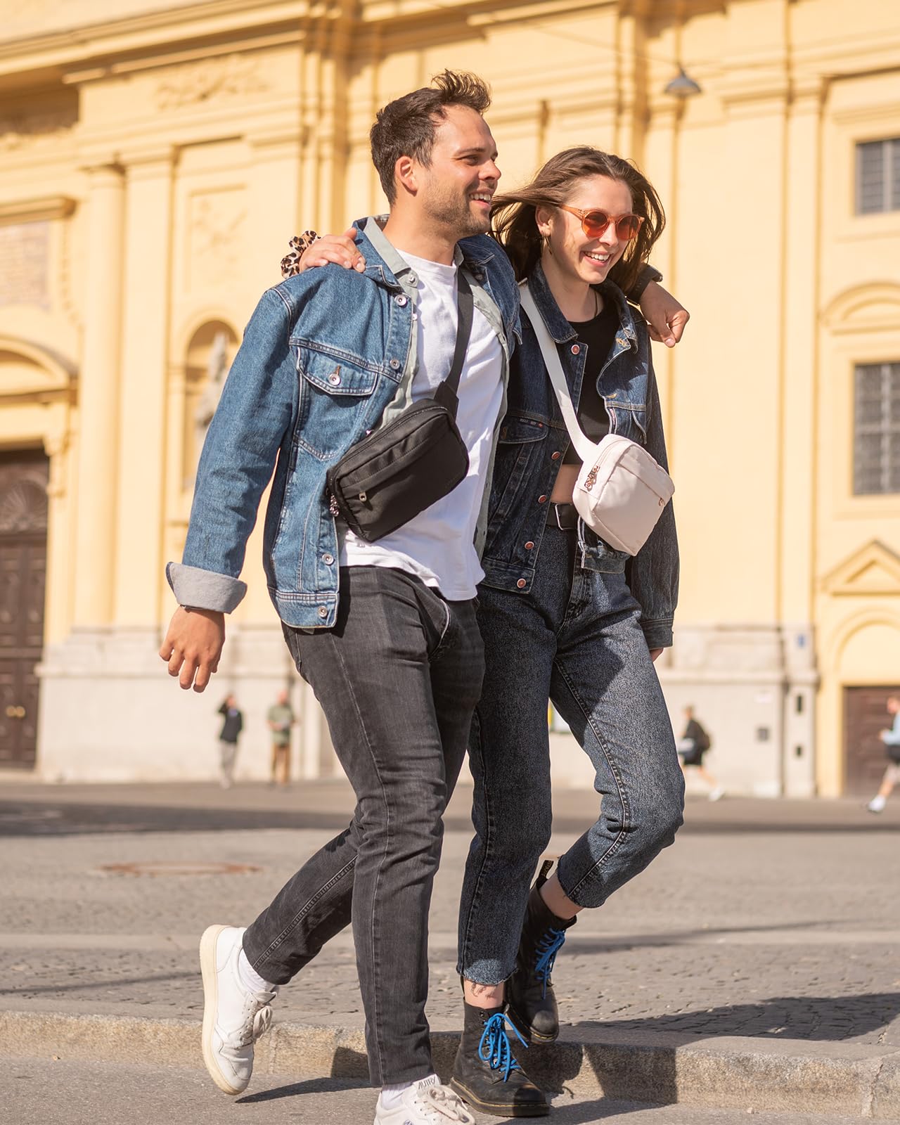 WATERFLY Crossbody Waist Bag – Lightweight Hip Pack for Travel & Festivals