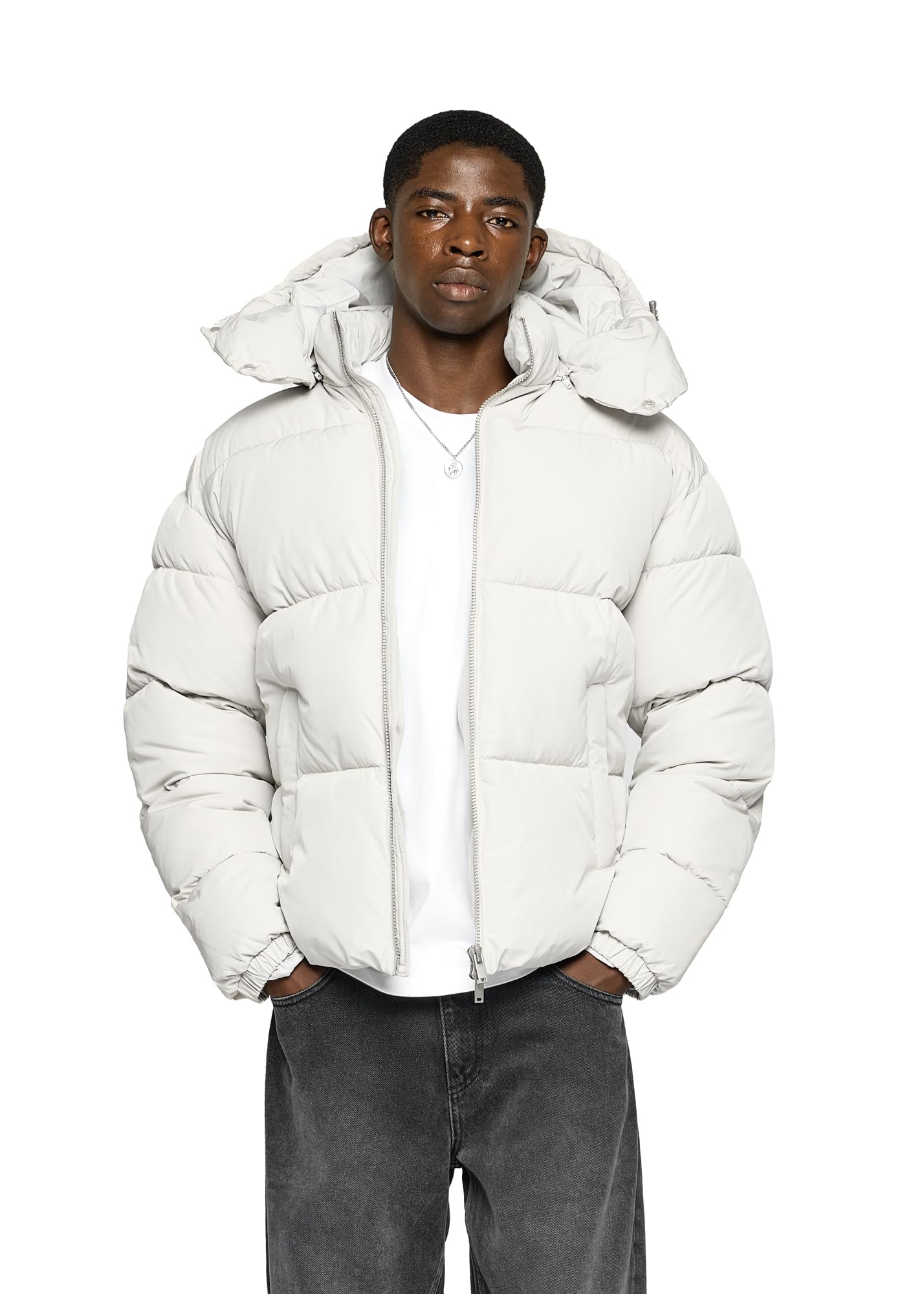 Burocs Hooded Puffer Jacket - Black - Jacke Herren - 2-Wege-Reißverschluss - abnehmbare Kapuze - Logo am Rücken - Kordelzug