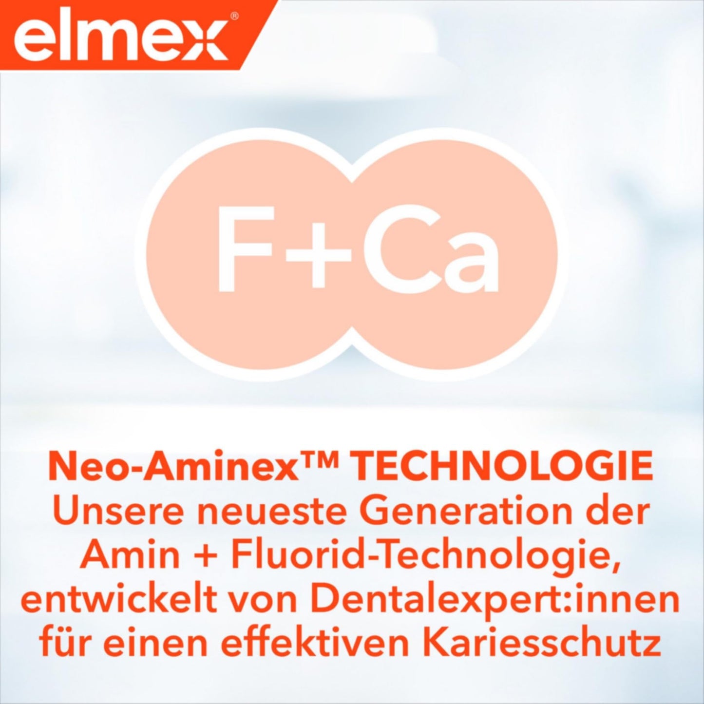 elmex Zahnpasta Kariesschutz 4x75ml – medizinische Zahnreinigung für hochwirksamen Kariesschutz – bietet zweifach aktives Kalzium-Fluorid Schutzschild für widerstandsfähige Zähne