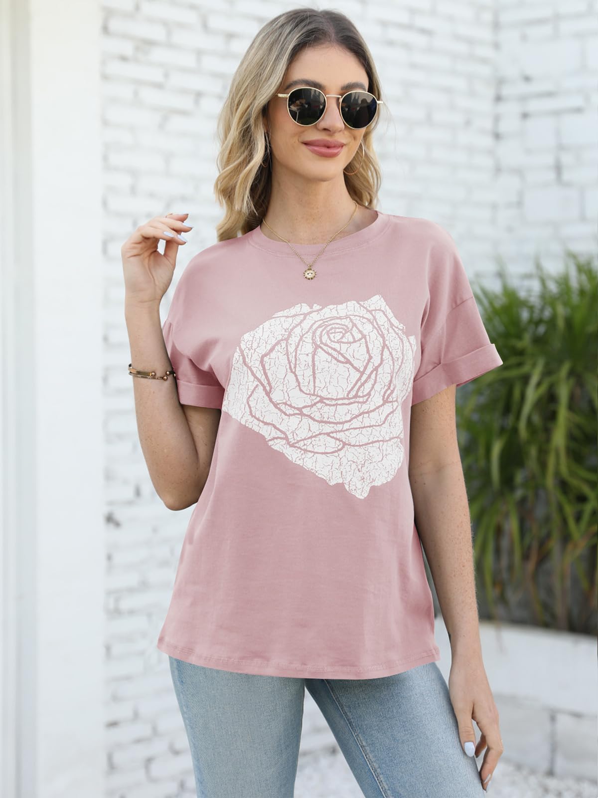 Fisoew Women’s Rose Flower Graphic T-Shirt