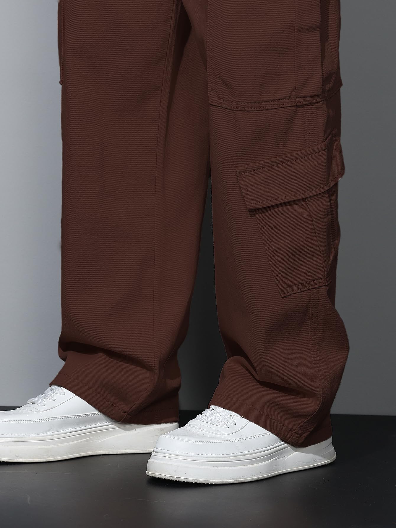 Men’s Casual Streetwear Baggy Cargo Jeans with Pockets