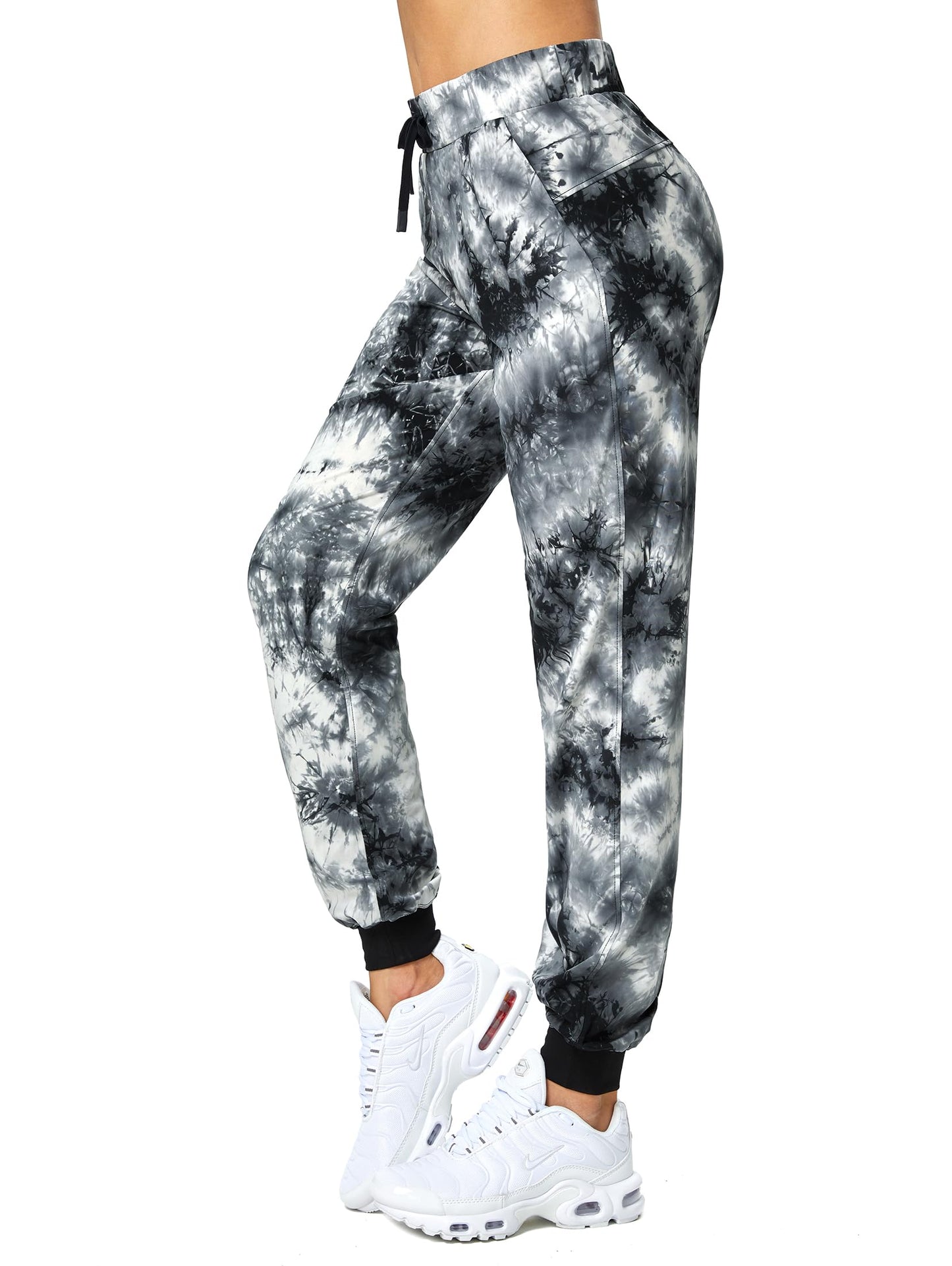 Flatik Women’s Jogging Pants