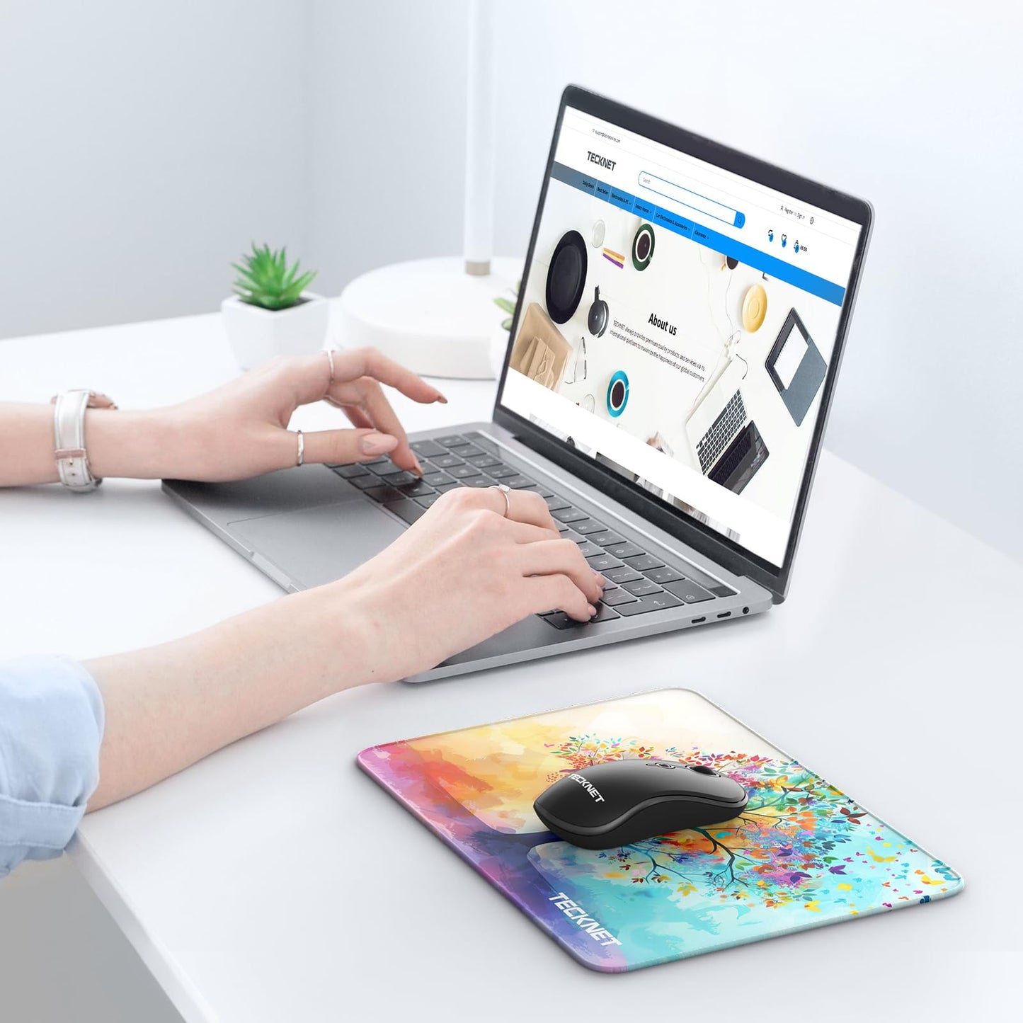 TECKNET Mauspad, 280 x 210 mm Gaming Mousepad mit Wasserdicht und Rutschfester Gummi für PC-Büro, Arbeit, Gaming, Studium, Laptop, Computer, Zuhause-Schwarz
