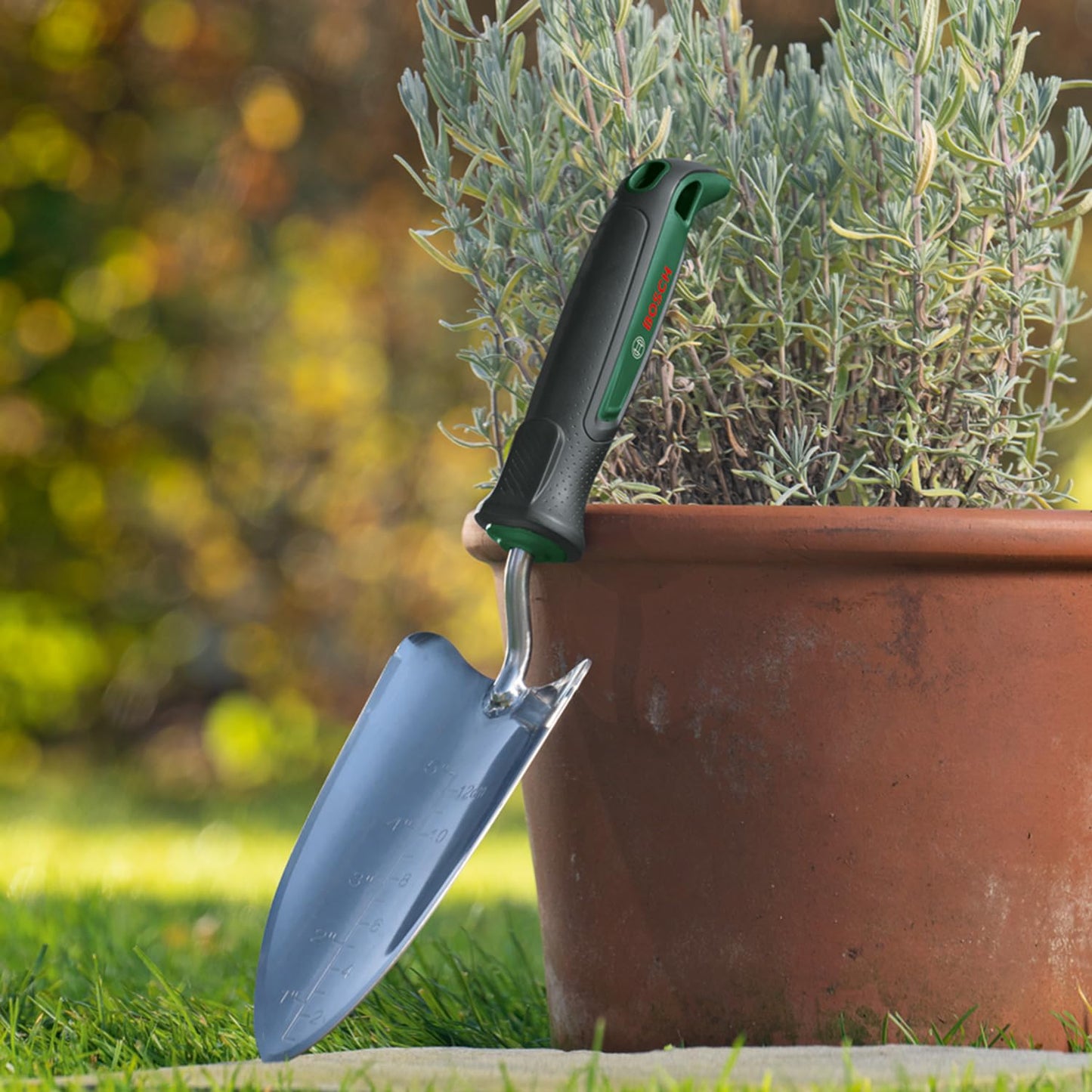 Bosch Garden Handwerkzeug Handrechen (zum Jäten und Entfernen von Gartenabfall, robust, Edelstahl, Softgrip Handgriff, ergonomisch)