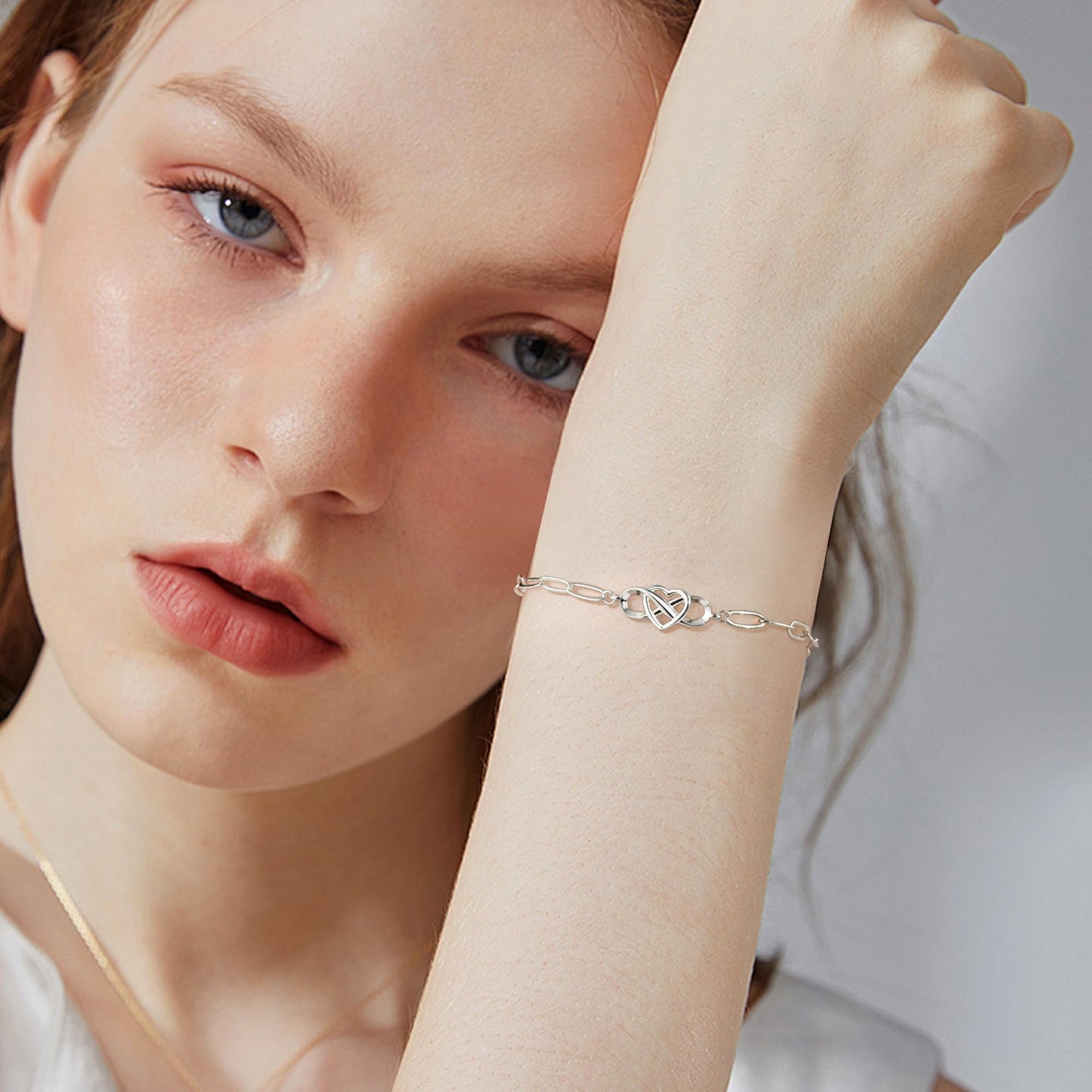 ASH'S CHOICE Double Heart Chain Bracelet