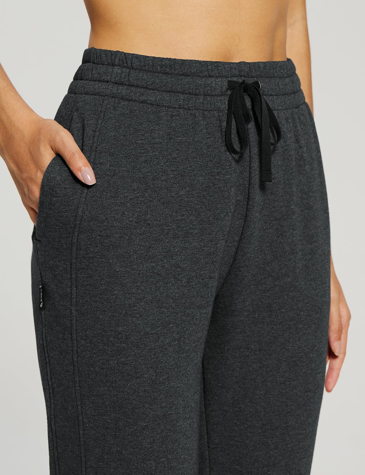 baleaf Women’s Winter Jogging Pants – Fleece-Lined Cotton Blend Sweatpants