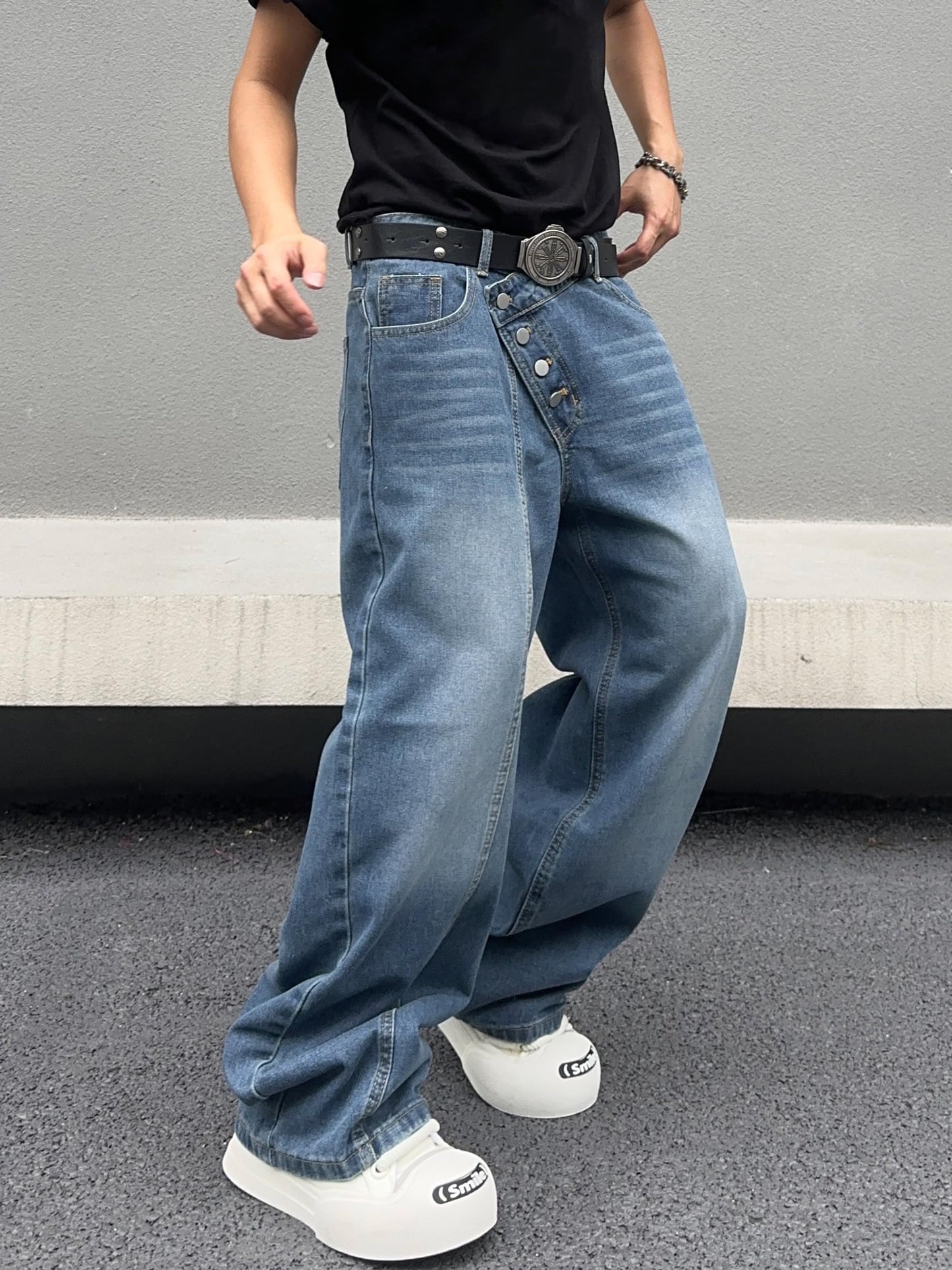 Zewool Men’s Diagonal Button Baggy Jeans