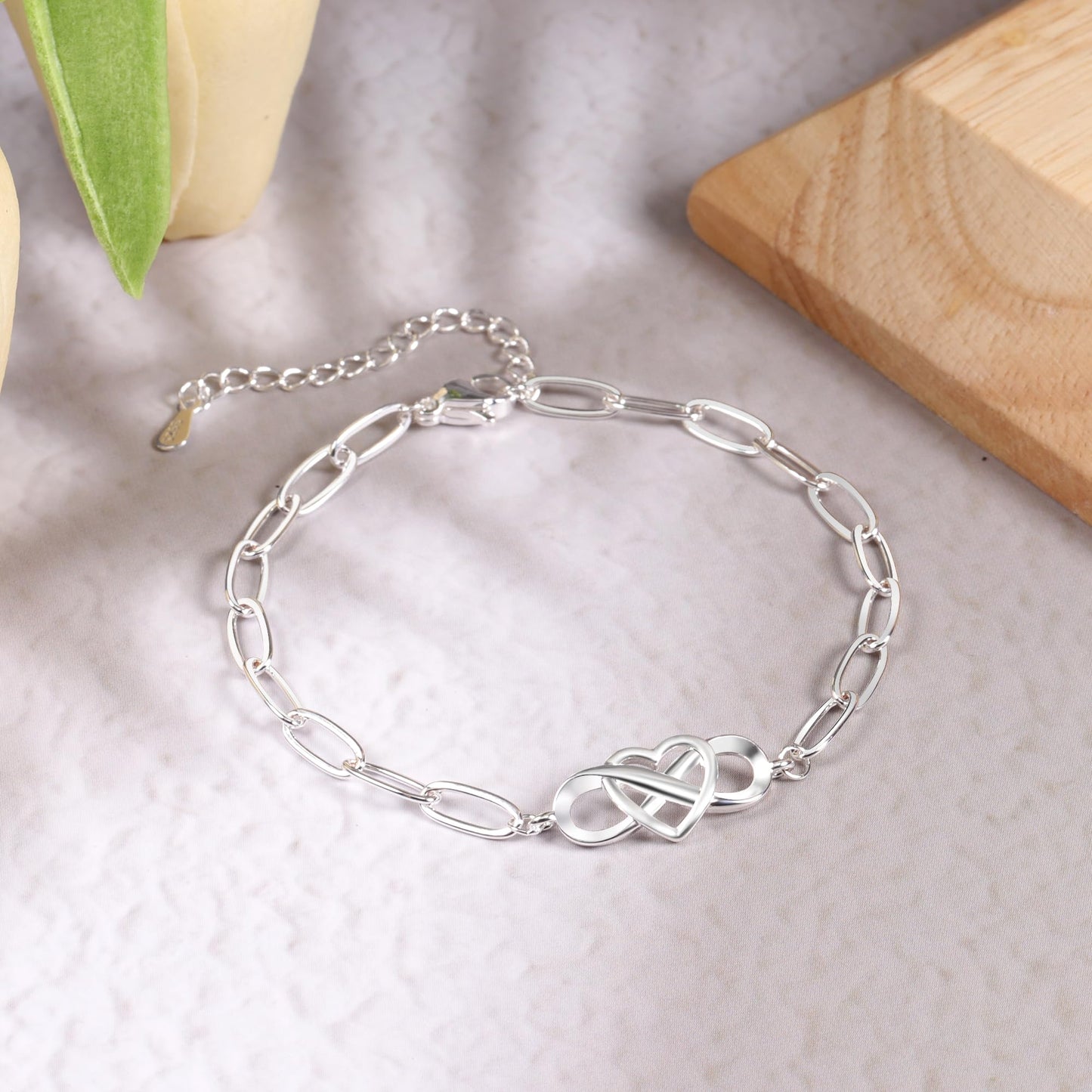 ASH'S CHOICE Double Heart Chain Bracelet
