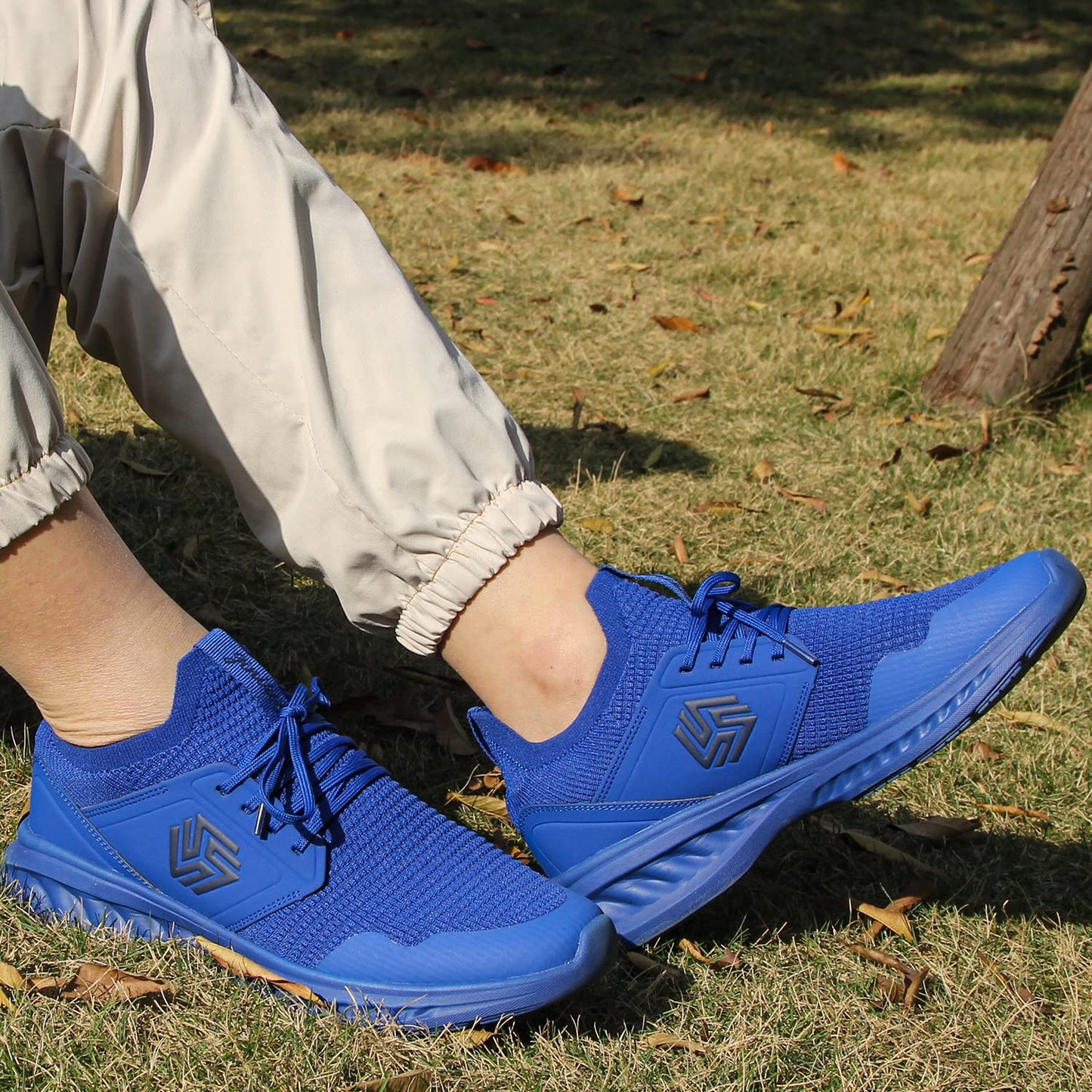 Men’s Running Sneakers – Lightweight and Breathable Sports Shoes