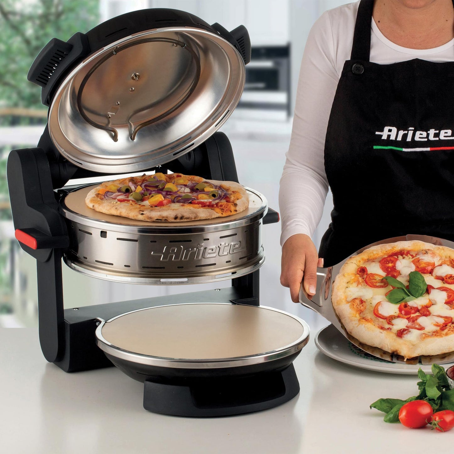 Ariete Pizzaofen 919, 4-Minuten-Pizza, Pizzaofen mit 5 Garstufen, Feuerfeste Platte zum Wiederaufwärmen, Holzbrettchen im Lieferumfang Enthalten, Max. Temperatur 400°C, 1200W, Rot
