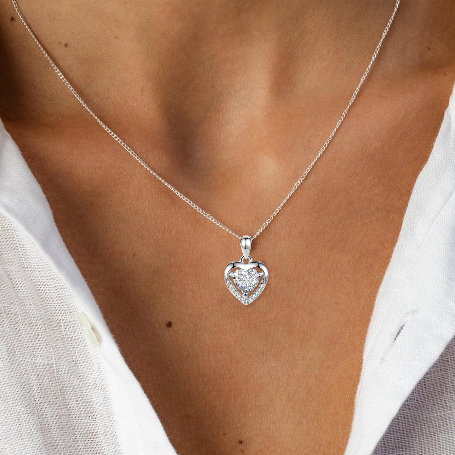 EXGOX Sterling Silver Heart Pendant Necklace