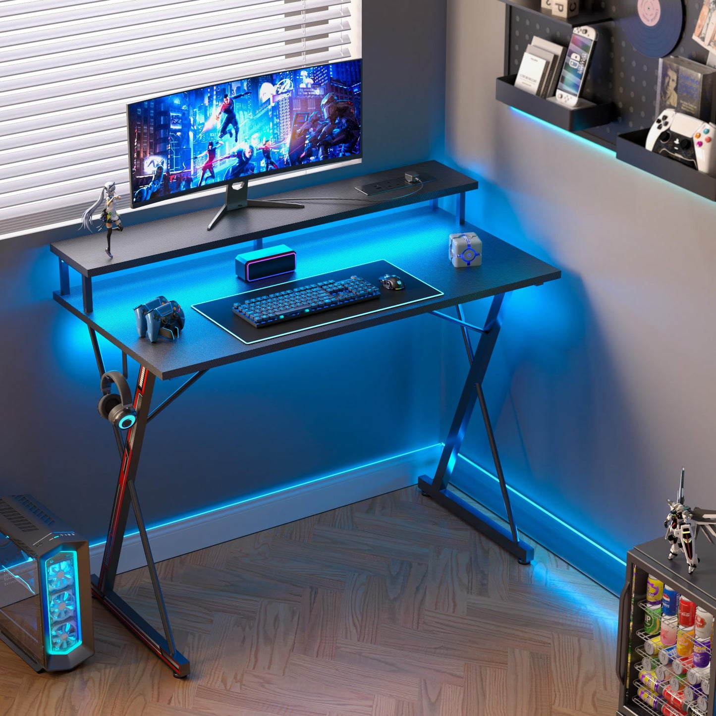 BEXEVUE Gaming Schreibtisch mit Steckdosenleiste LED – 100x50 cm Ergonomic Computer Gamer Tisch, Großer PC Monitorständer, Moderner X Rahmen, Kopfhörerhaken, Studium Arbeit Zuhause Schlafzimmer