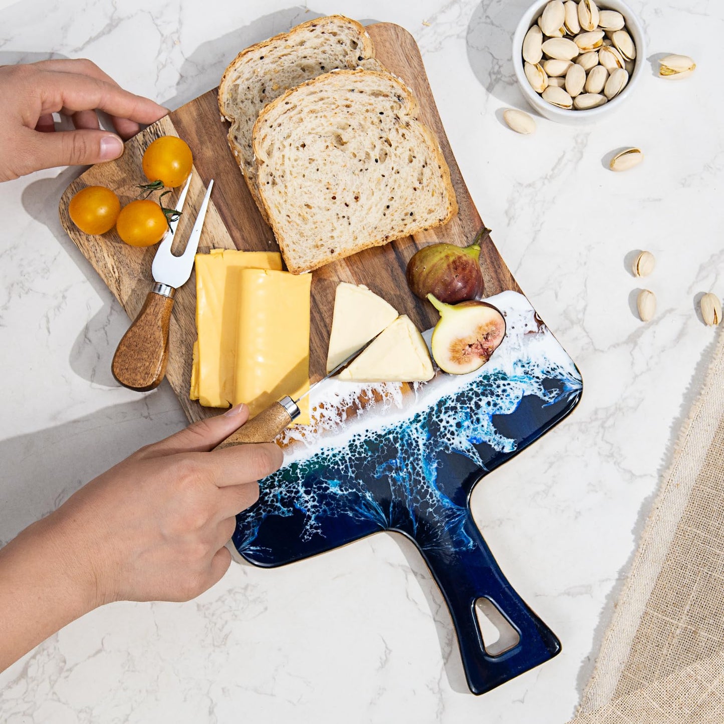 Schneidebrett aus Akazienholz und Harz, mit Griff, Schneidebrett aus Holz, rundes Paddel, Brot, Servierbrett, Charcuterie-Bretter, Hackblöcke, Pizza-Kreis, Schnitzen