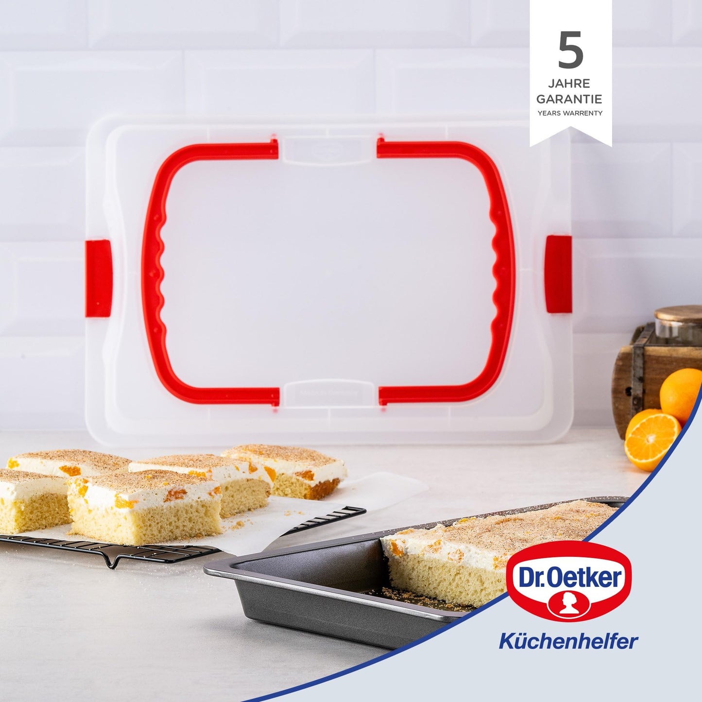 Dr. Oetker Backblech mit Transporthaube Bake & Go – 3in1: Ofenblech zum Backen, Aufbewahren und Transportieren – Antihaft, 42x29x4 cm