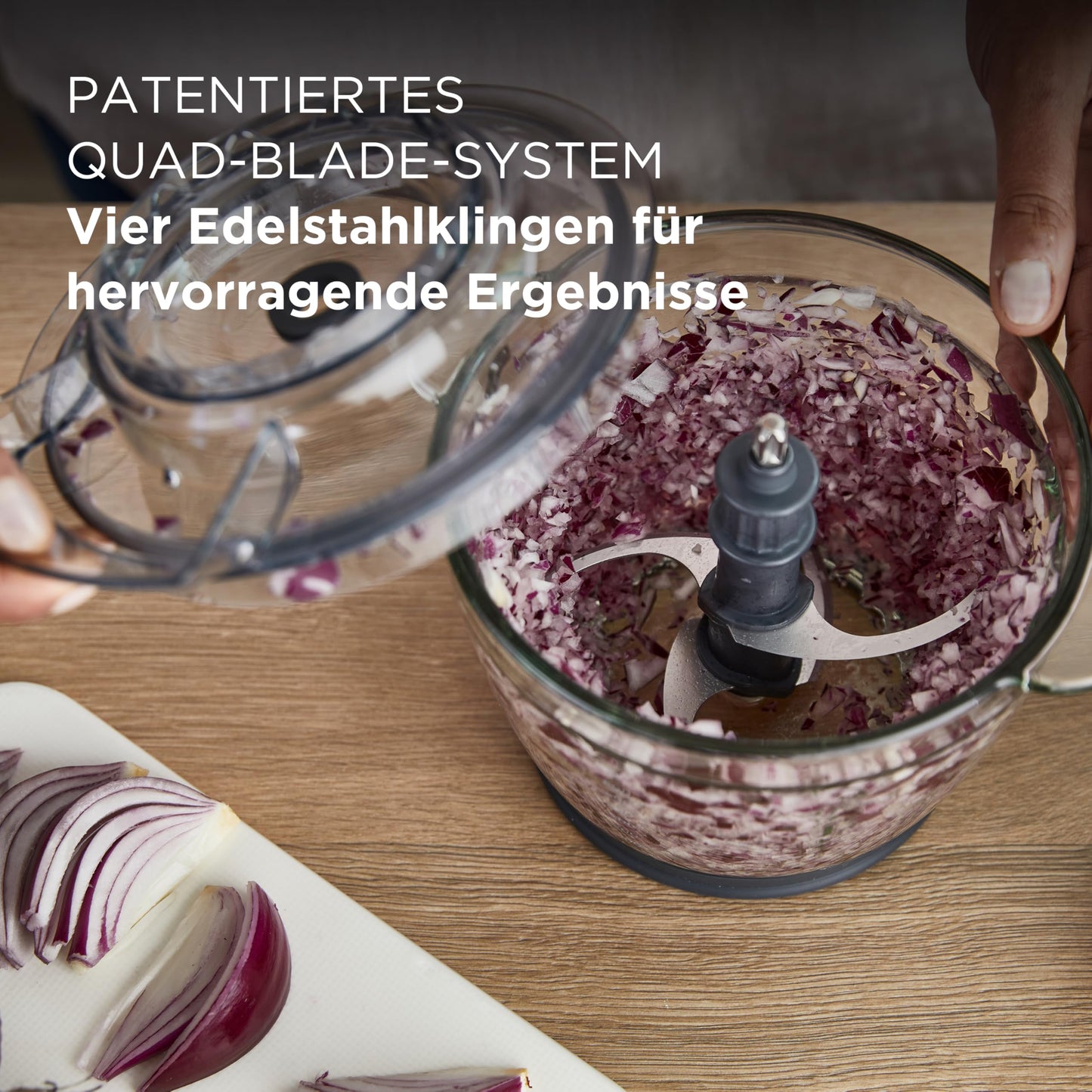 Kenwood Easy Chop CHP61.100WH Zerkleinerer, elektrischer Mini Universalzerkleinerer mit 2 Geschwindigkeitsstufen, 0,5 l Arbeitsbehälter, 500 Watt, Weiß