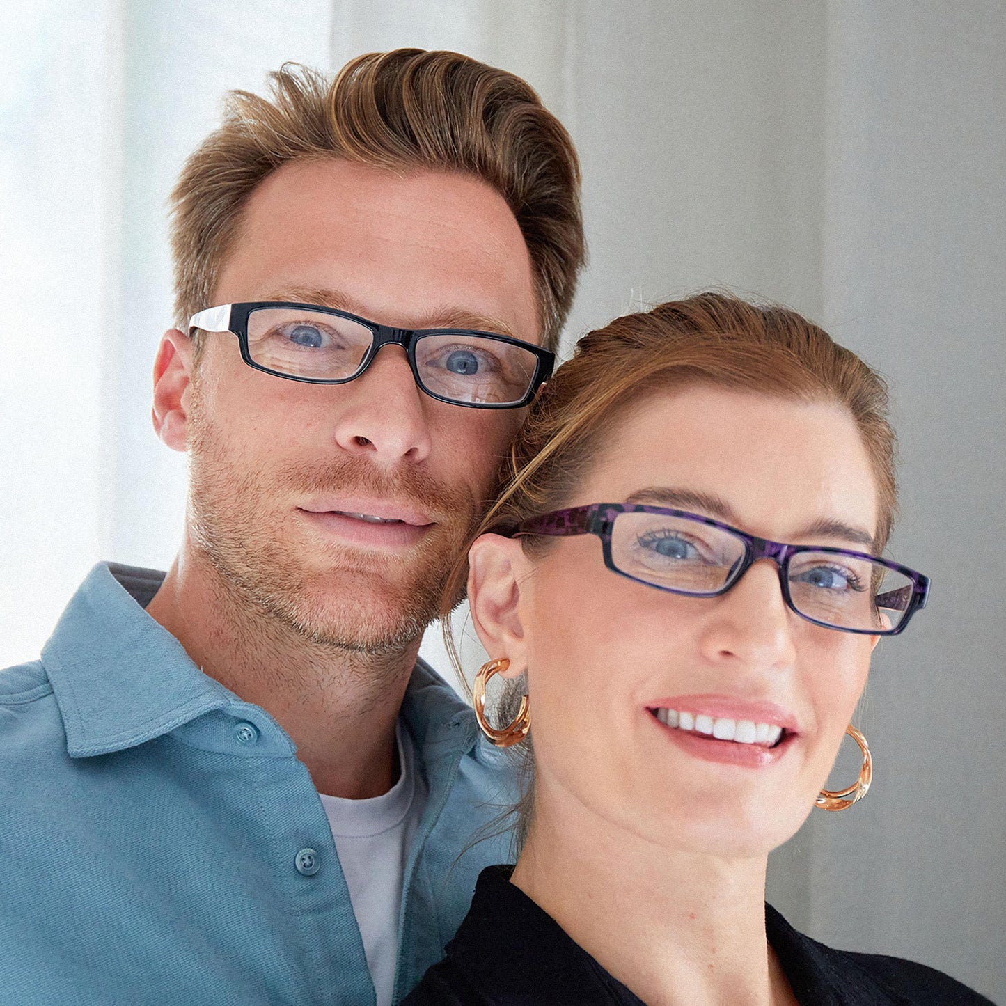 Die Lesebrille Unternehmen Schwarz Leicht Komfortables Leser Wert 4er-Pack Designer Stil Herren Frauen UVR4PK032 +1,50