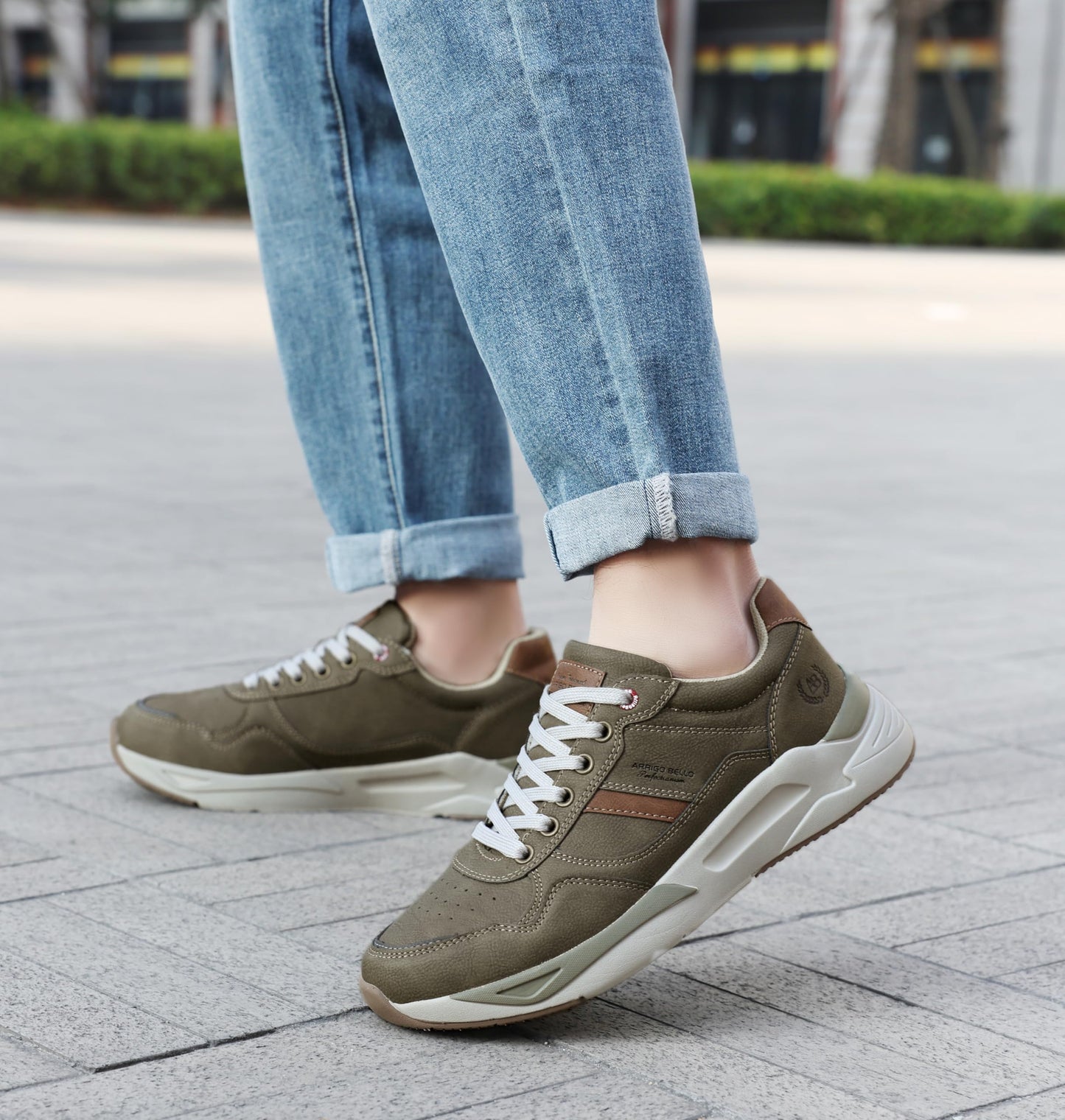 ARRIGO BELLO Men’s Lightweight Sneakers – Breathable Walking & Outdoor Sports Shoes