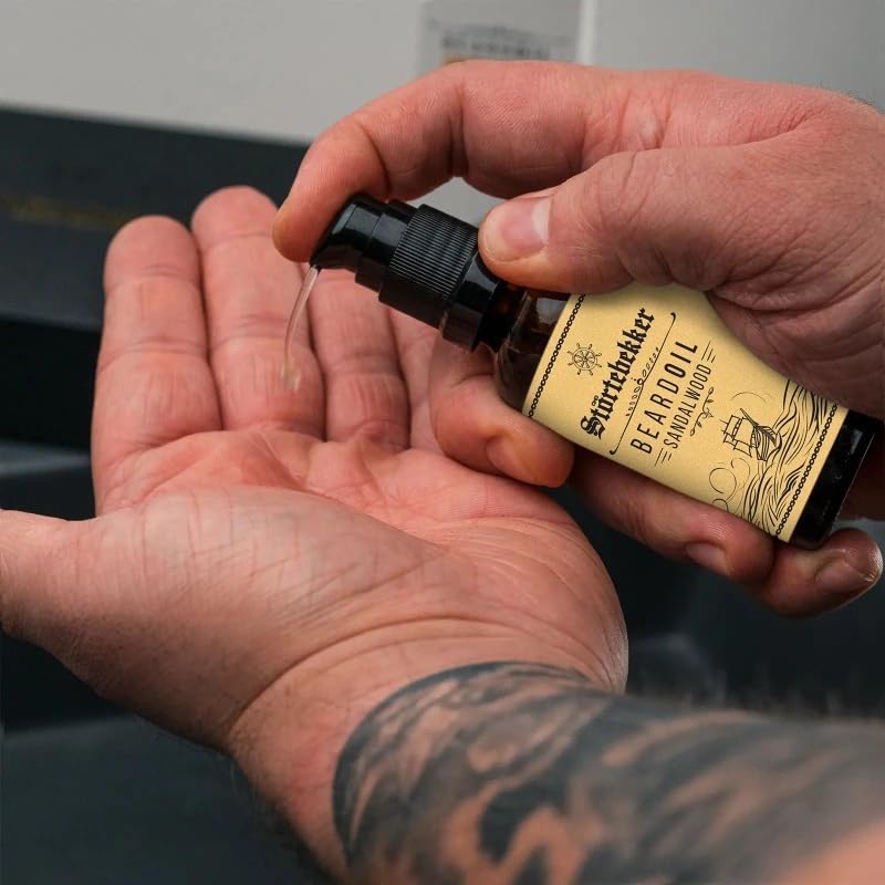 Störtebekker® Premium Bartöl Crusoe - tägliche Bartpflege für 3-Tage-Bart bis Vollbart - 50ml Beard Oil Vegan - Bart Öl Herren mit angenehmen Duft - Hochwertige Inhaltsstoffe - Made in Germany