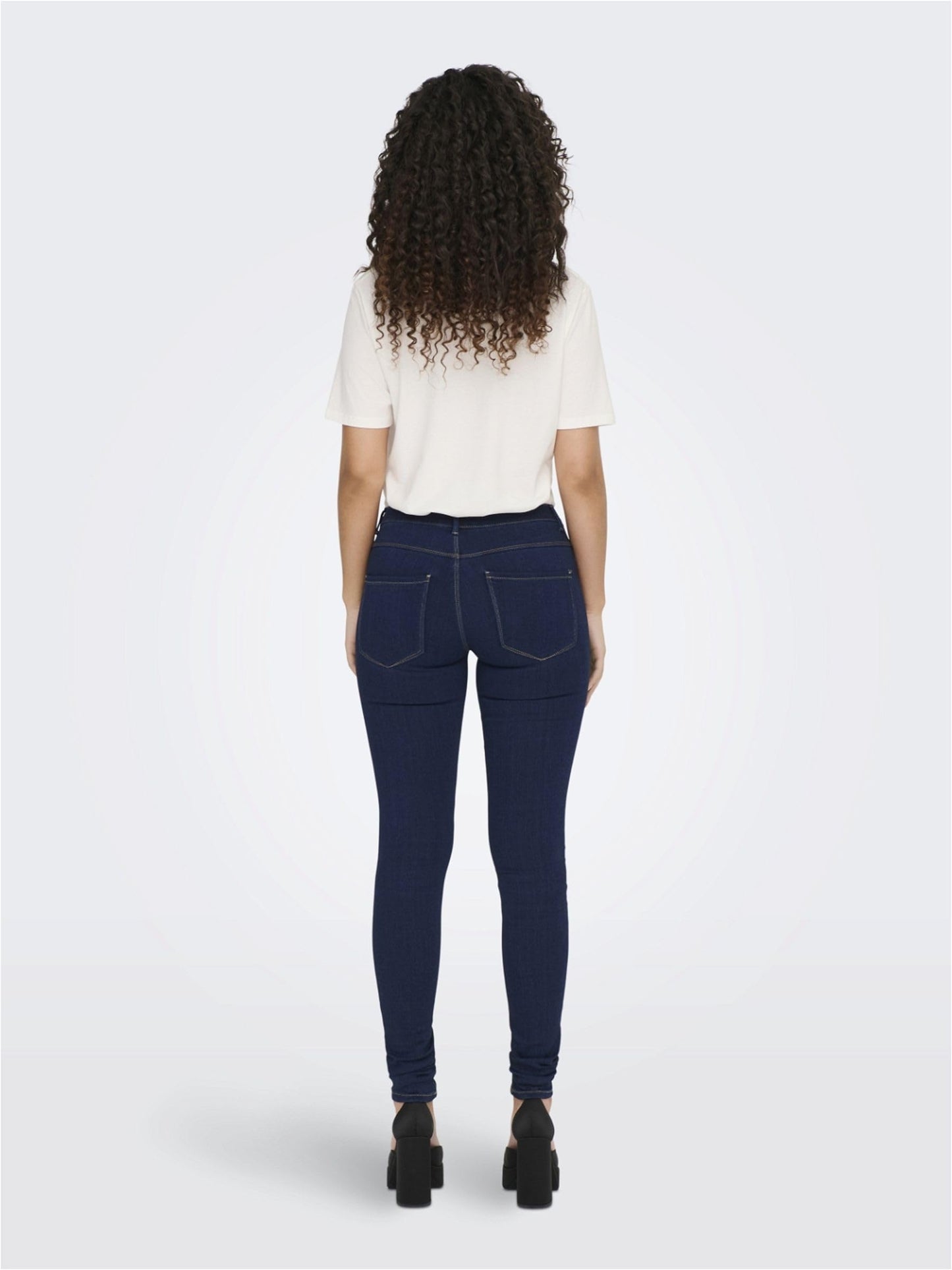 ONLY Women’s ONLRAIN Mid-Rise Skinny Fit Jeans